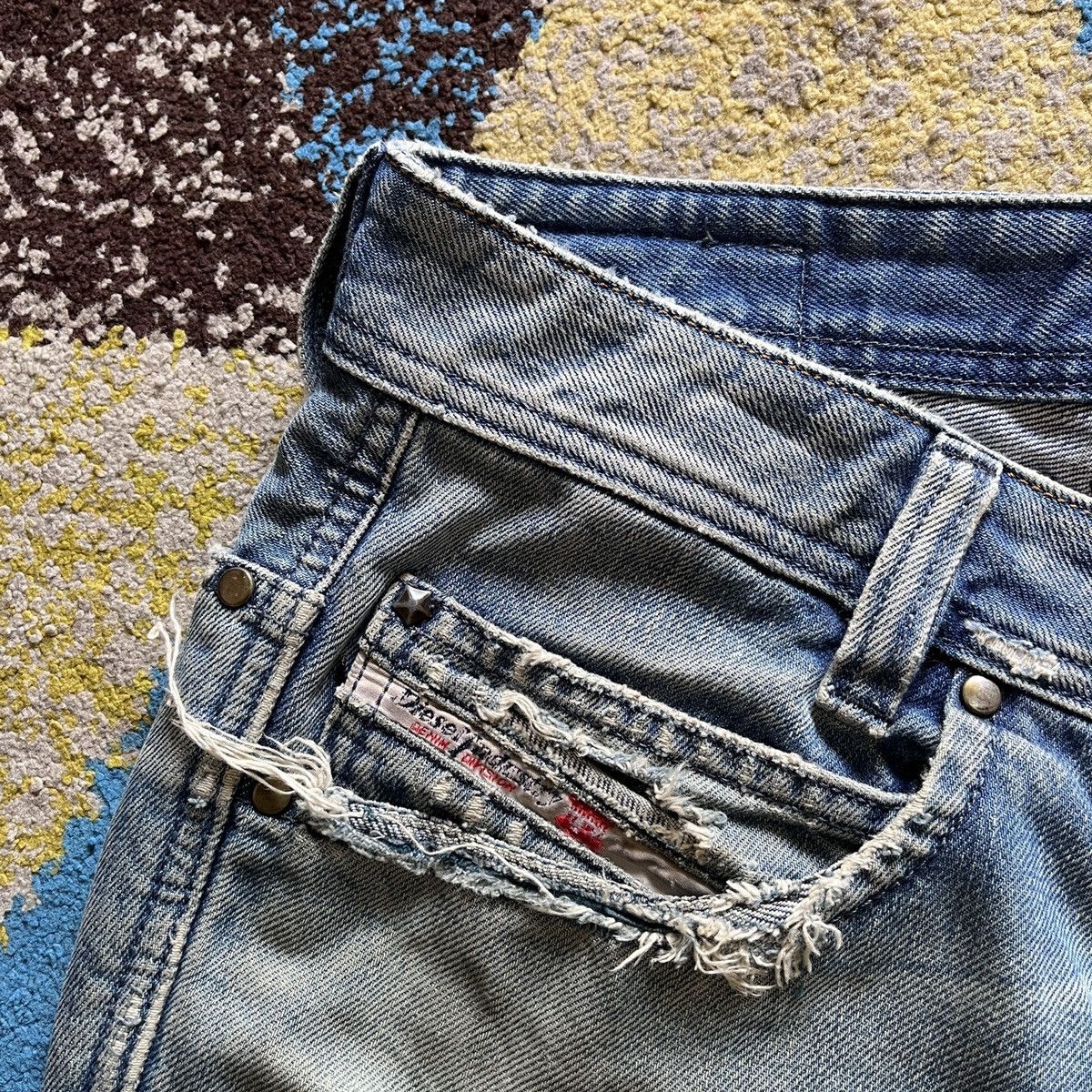 Diesel × Vintage Diesel Paddom Vintage Distressed Denim Made In Italy Size US 30 / EU 46 - 4 Thumbnail