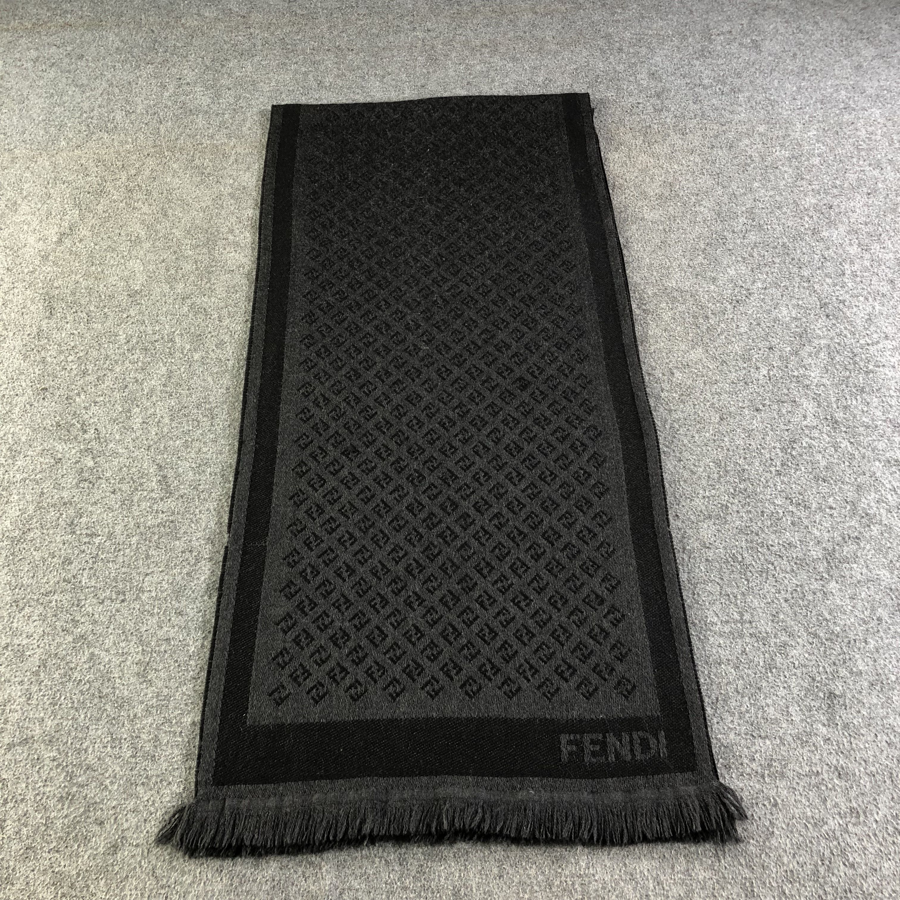 Fendi Fendi FF Monogram Wool Scarf Muffler V1737 Size ONE SIZE - 3 Thumbnail