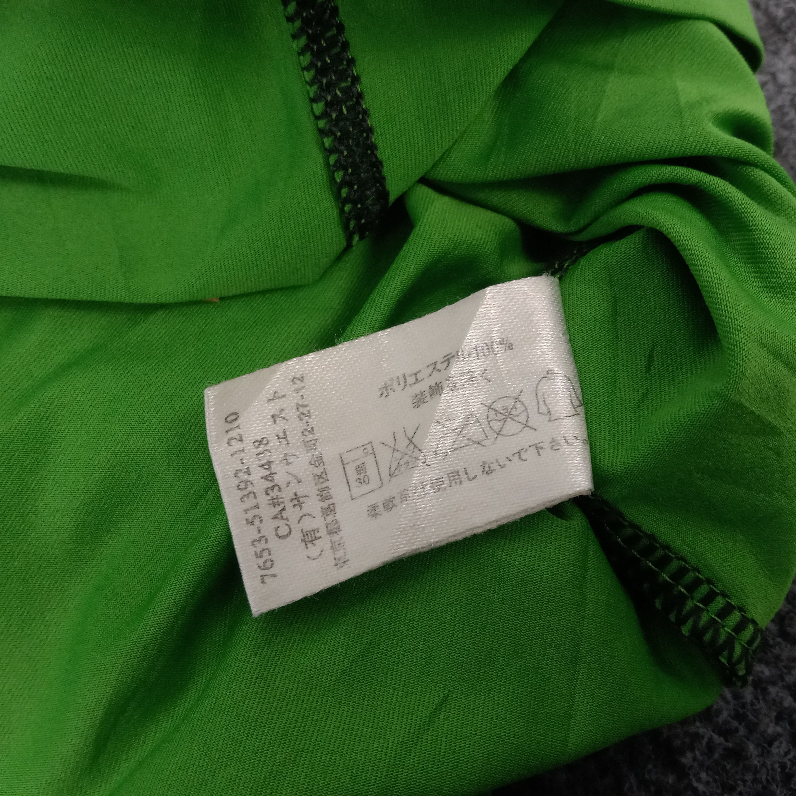 Arc'teryx × Vintage Arc'teryx Outdoor Life Style Tshirt Size US XL / EU 56 / 4 - 6 Thumbnail