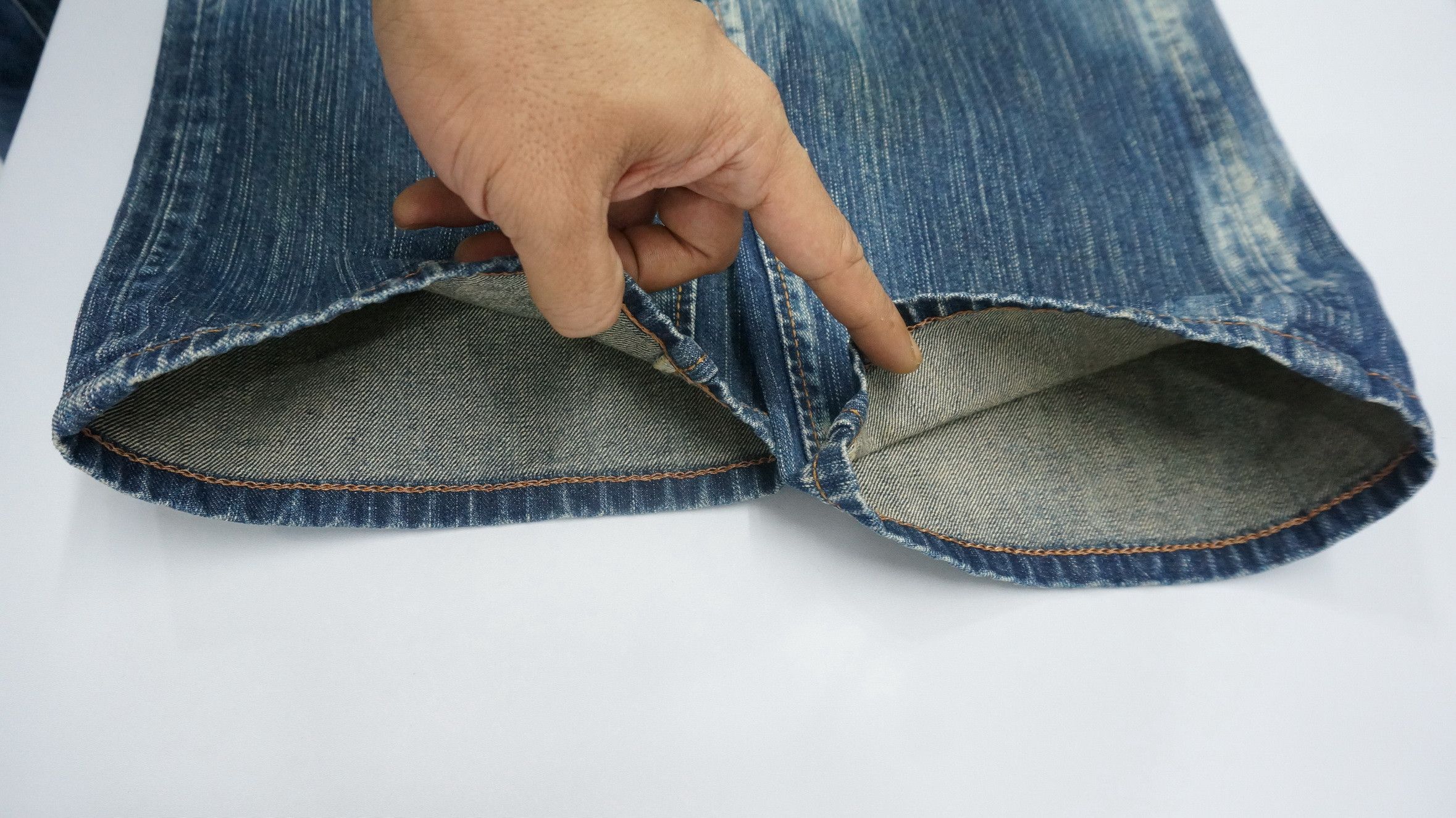 Edwin Steals! EDWIN Exclusive Vintage Distressed Jeans Size US 34 / EU 50 - 21 Thumbnail