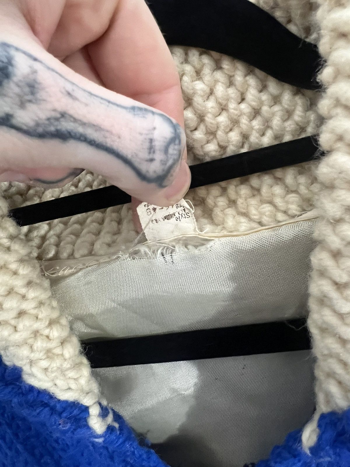 Vintage Vintage 50s nautical cowichan boat motif rare silk lined Size US L / EU 52-54 / 3 - 4 Thumbnail