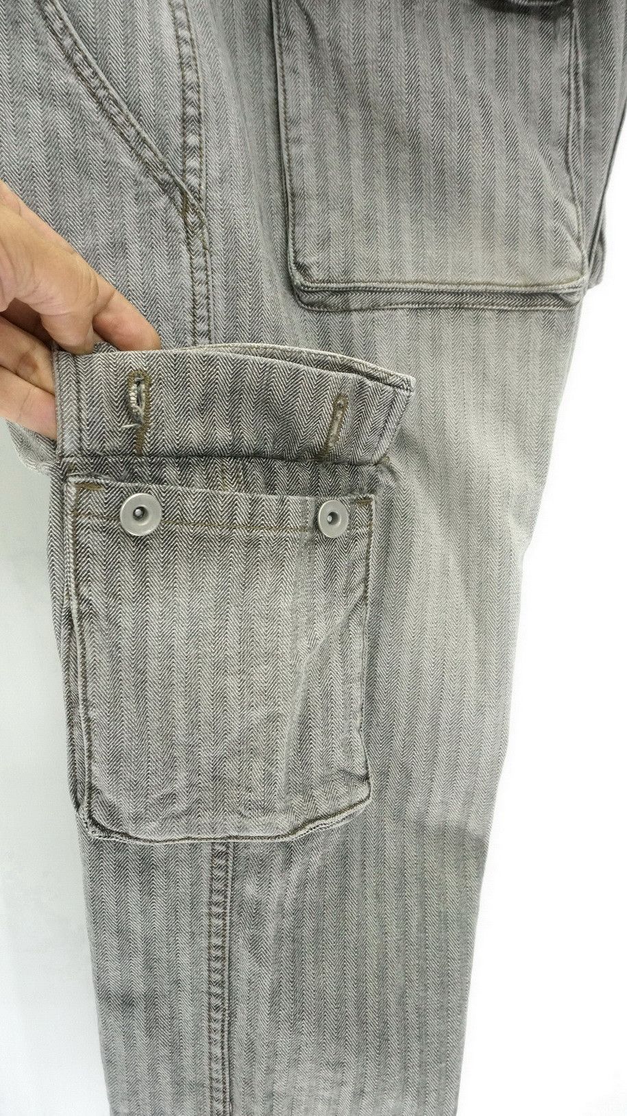 Global Work Vtg 🔥 GLOBAL WORK 🔥 Herringbone Denim Cargo Pants Size US 31 - 11 Thumbnail