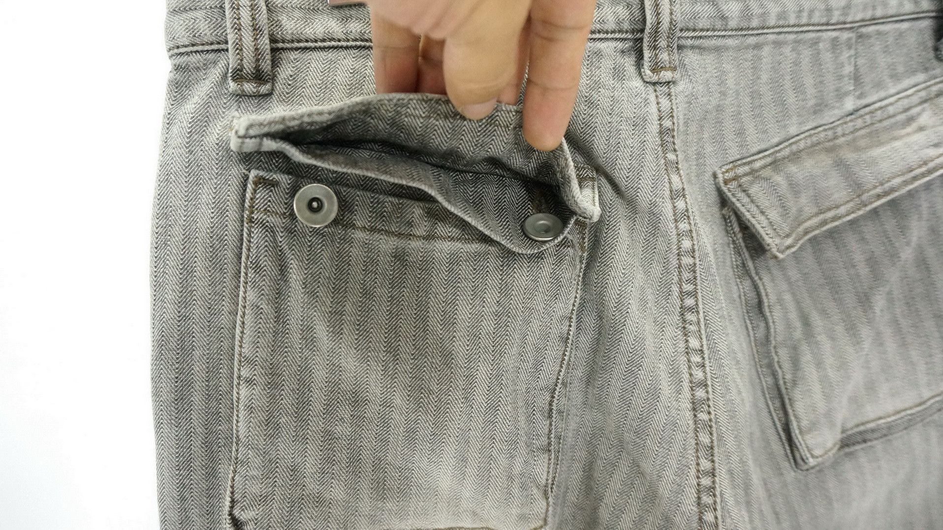 Global Work Vtg 🔥 GLOBAL WORK 🔥 Herringbone Denim Cargo Pants Size US 31 - 9 Thumbnail