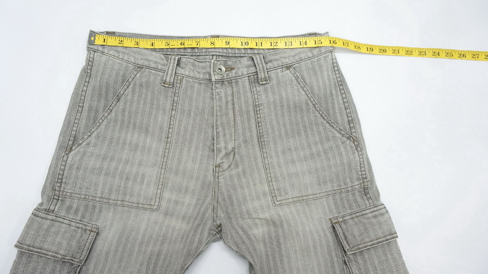 Global Work Vtg 🔥 GLOBAL WORK 🔥 Herringbone Denim Cargo Pants Size US 31 - 12 Thumbnail