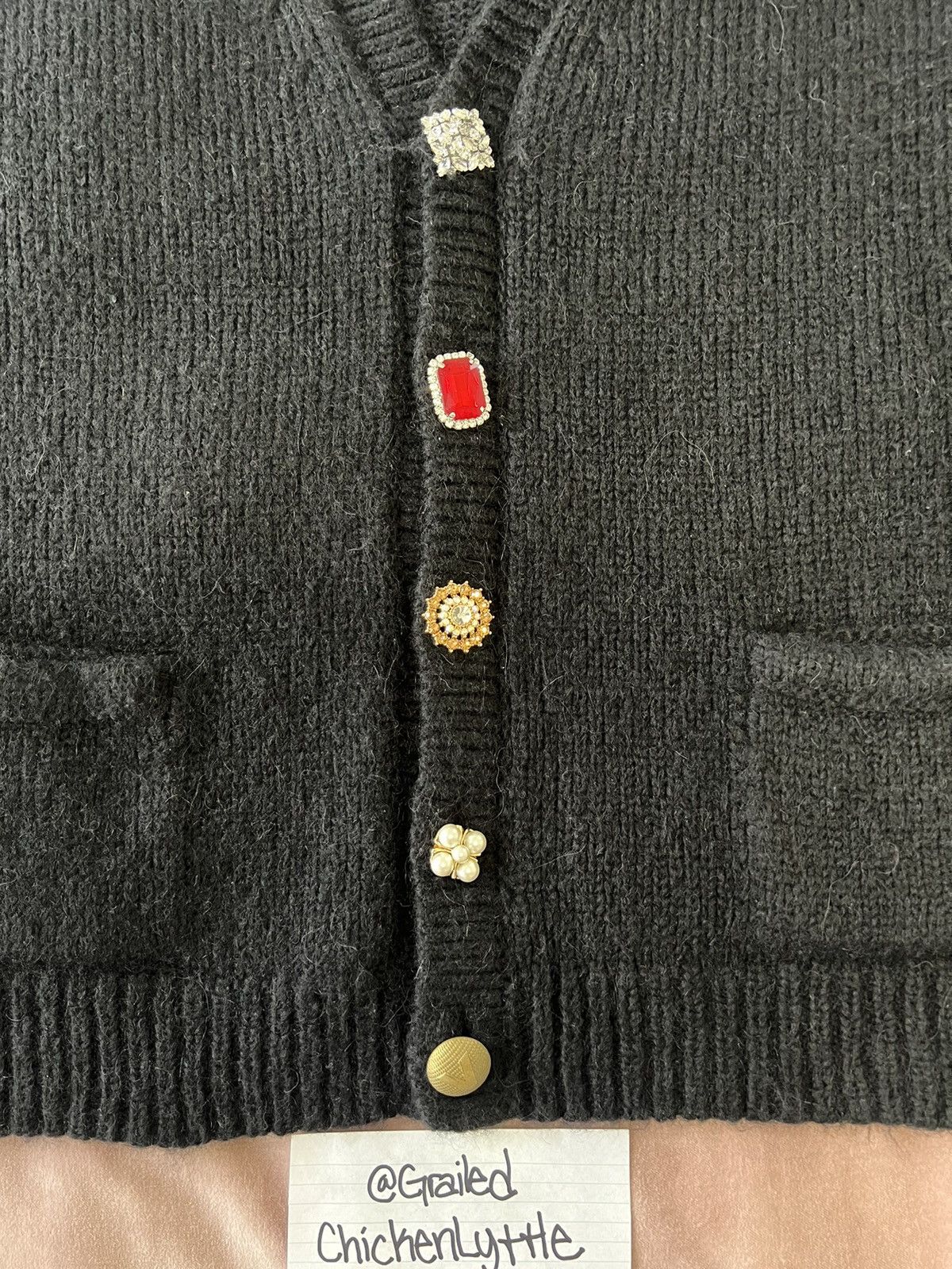 Vetements VETEMENTS UNISEX FANCY BUTTON KNITTED CARDIGAN Size US S / EU 44-46 / 1 - 4 Thumbnail