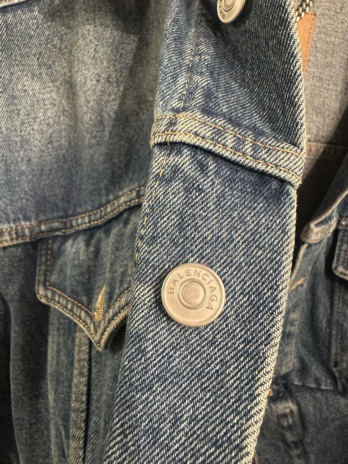 Balenciaga Swing Denim Jacket Light Blue | Grailed Balenciaga Swing Denim Jacket Light Blue | Grailed