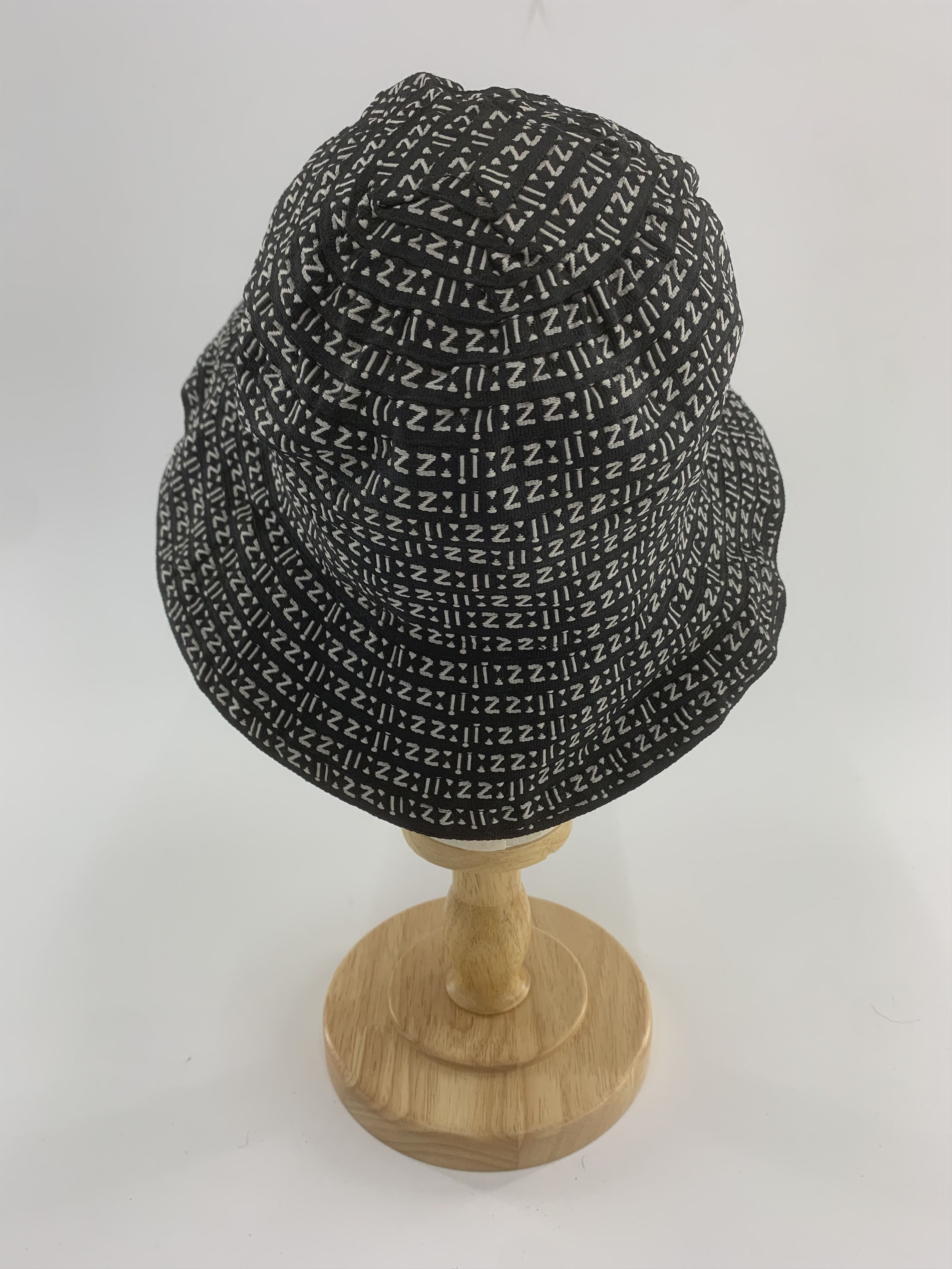 Japanese Brand IZ Bucket Hat Monogram Size ONE SIZE - 3 Thumbnail