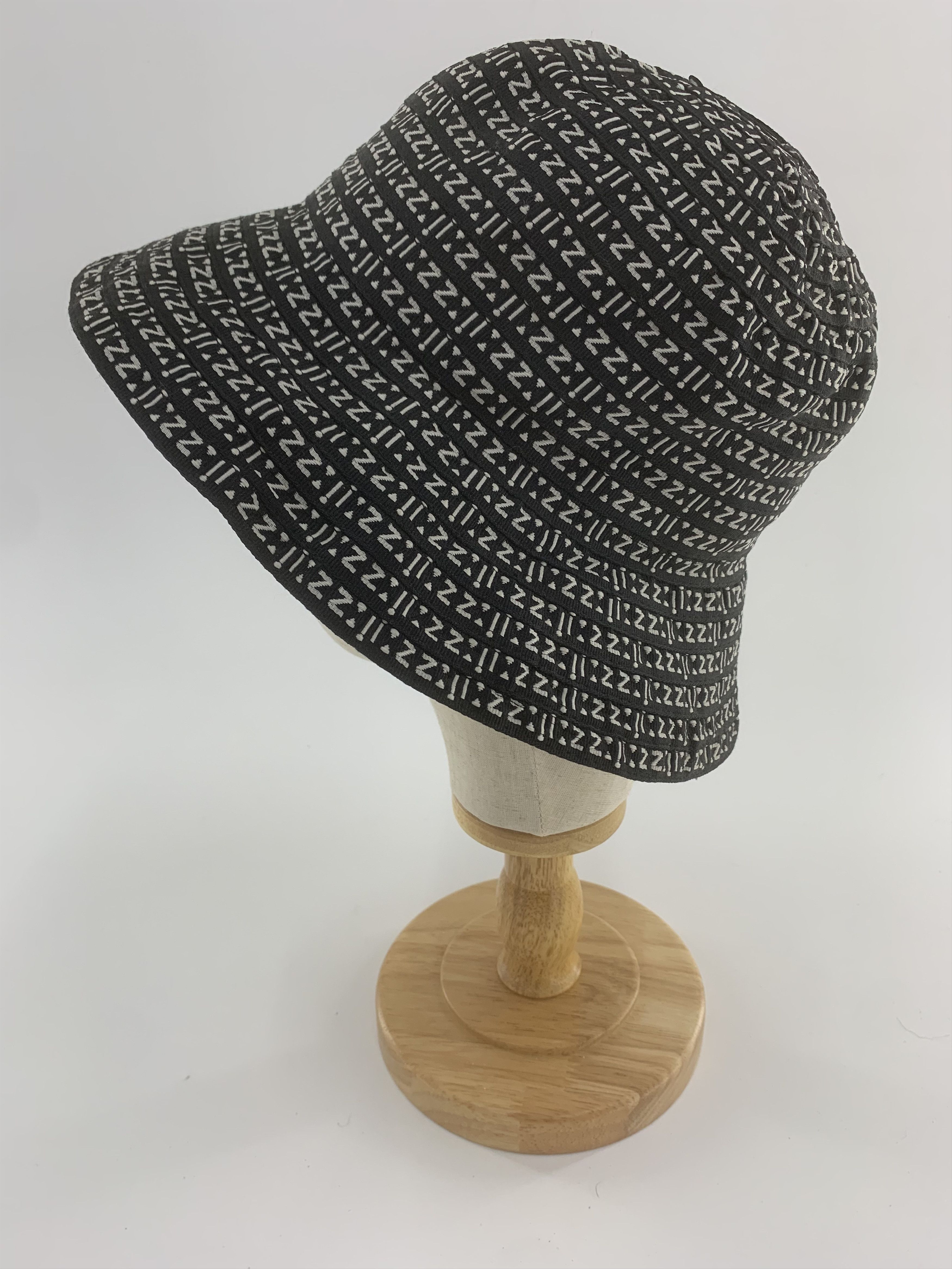 Japanese Brand IZ Bucket Hat Monogram Size ONE SIZE - 1 Thumbnail