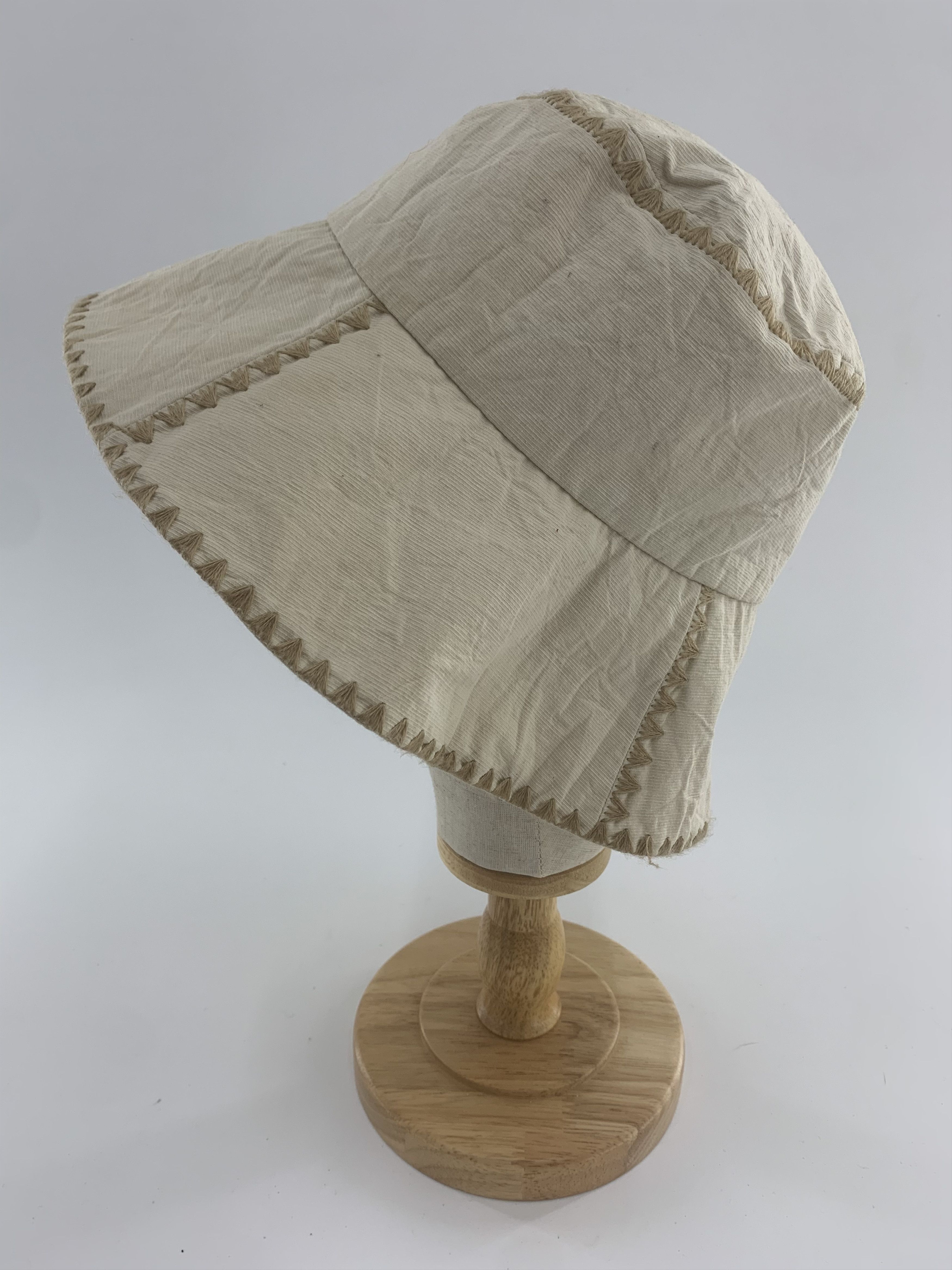 Japanese Brand Gigli Bucket Hat Stitched Womenswear Oldschool Size ONE SIZE - 1 Thumbnail