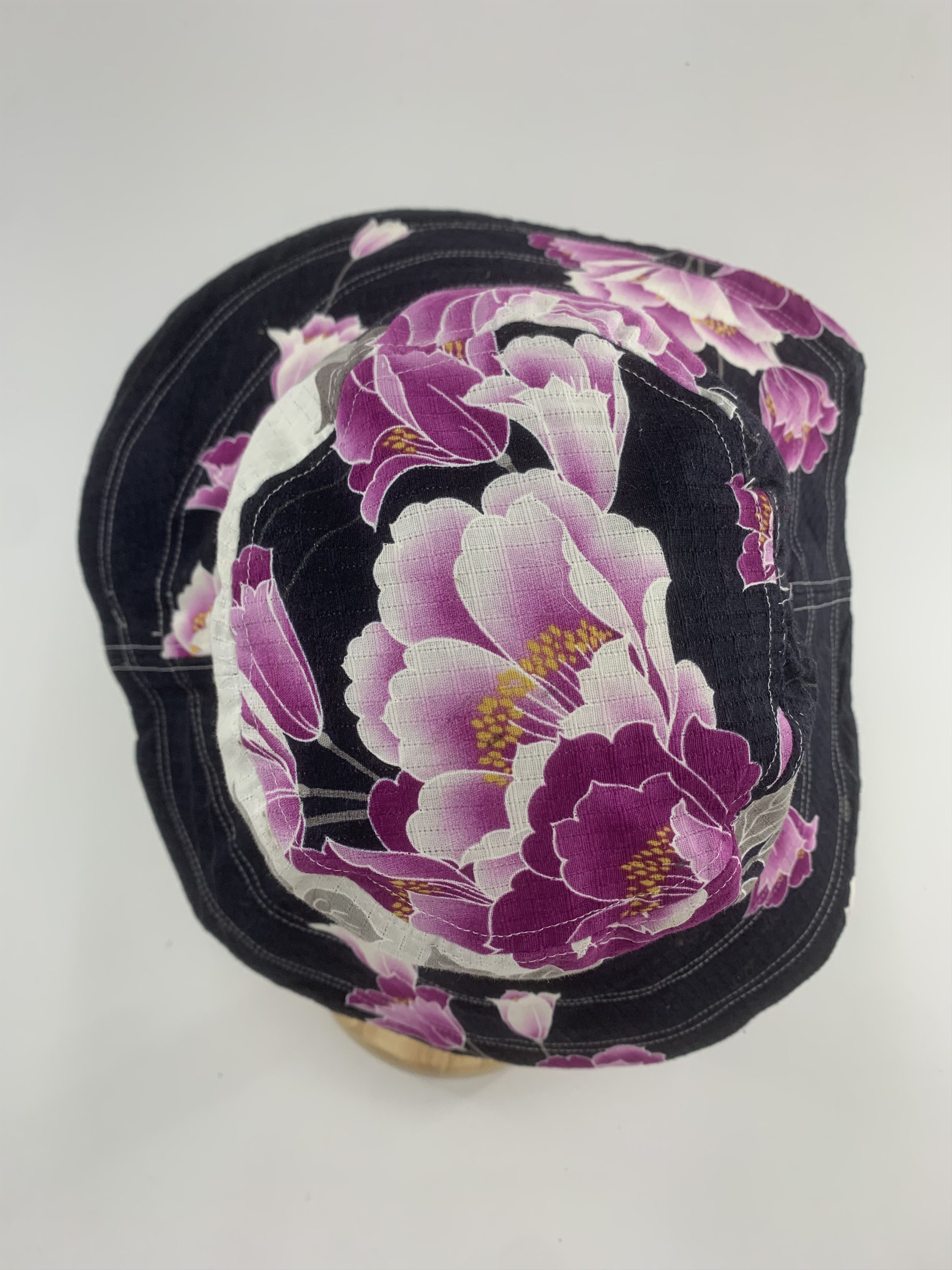 Vintage Unknown Bucket Hat Big Flowers Printed Size ONE SIZE - 5 Thumbnail