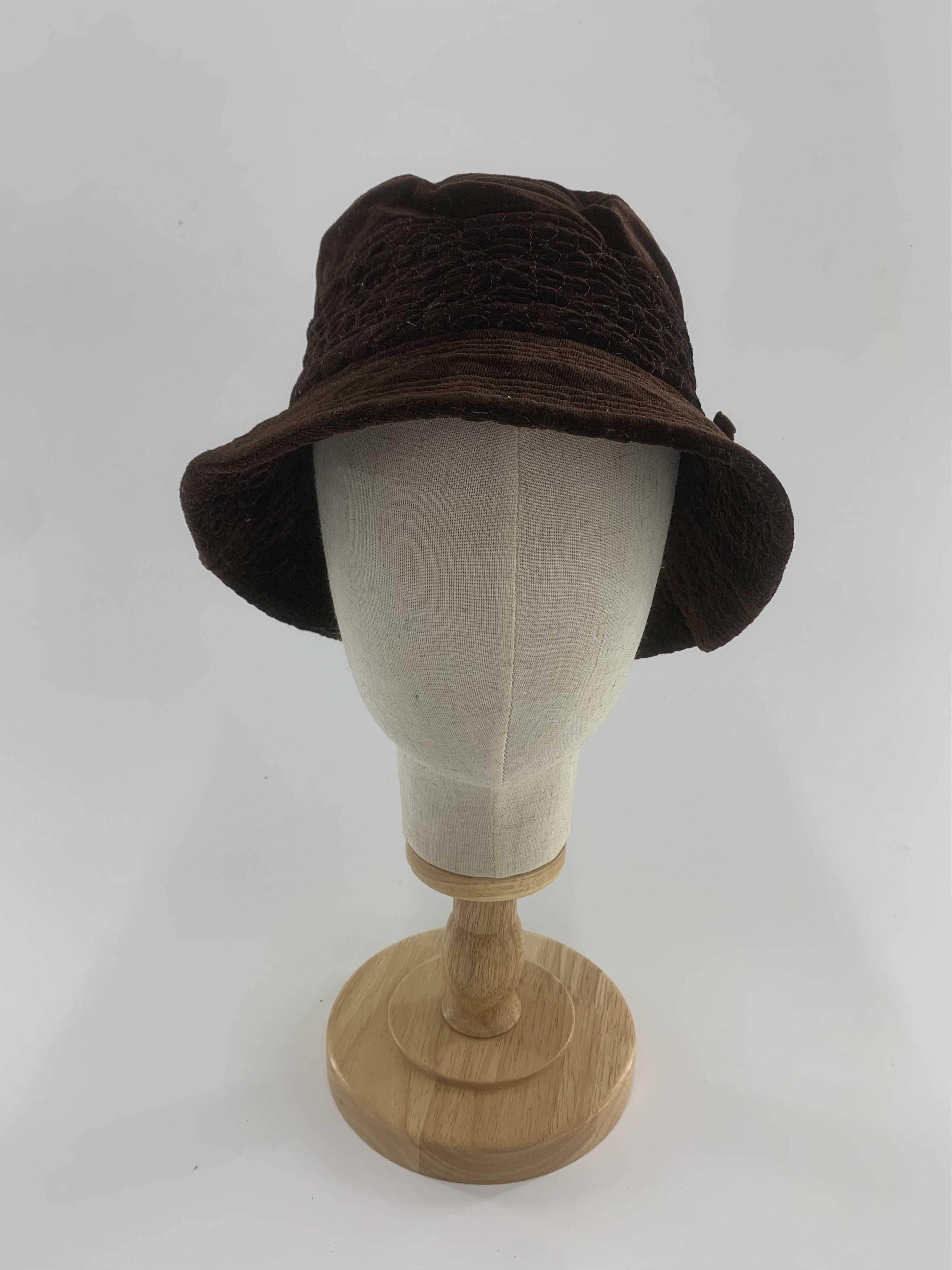 Japanese Brand Brown Velvet Ribbon Hat Nice Design Size ONE SIZE - 2 Thumbnail