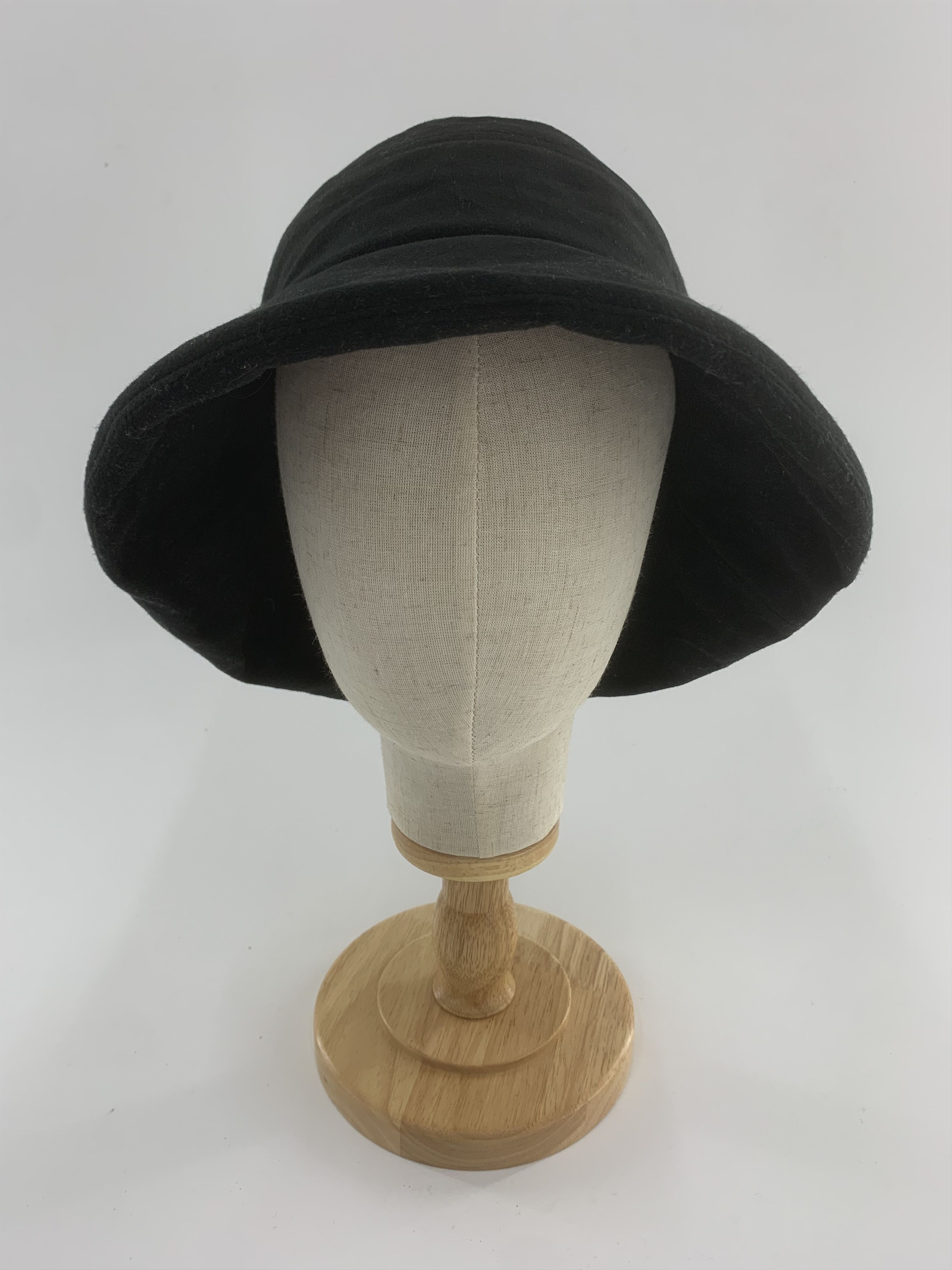 Japanese Brand Elle paris Bucket Hat Black Color Size ONE SIZE - 2 Thumbnail