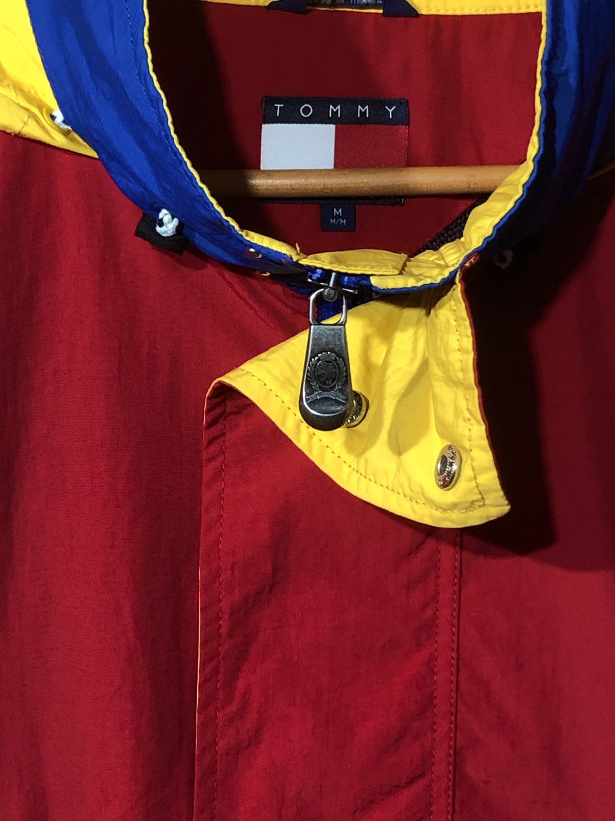 Tommy Hilfiger × Vintage Jacket Tommy Hilfiger Spell Out 90’s Vintage Size US L / EU 52-54 / 3 - 3 Thumbnail