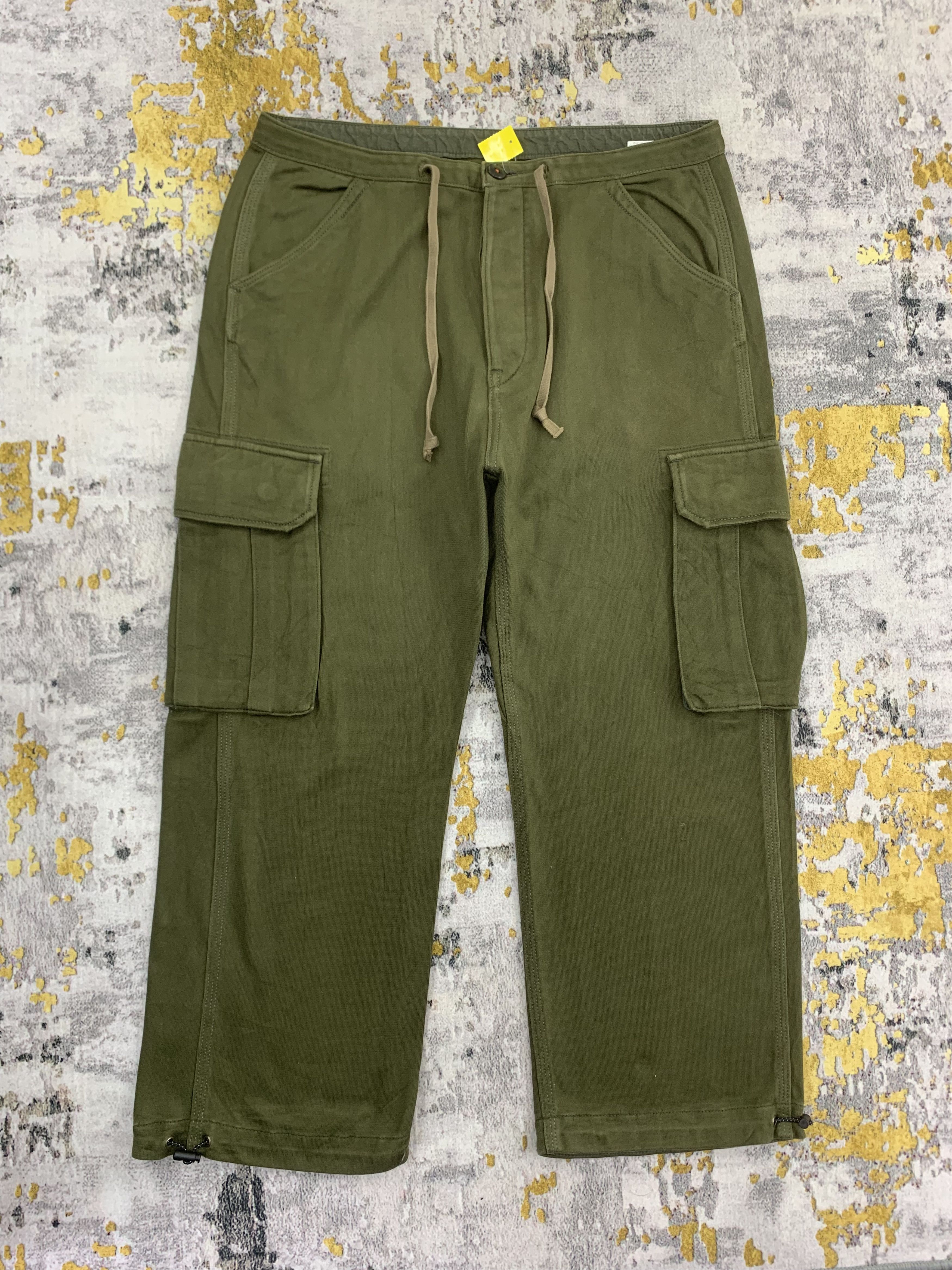 image of Kato Cargo Pants Tactical Multipocket Fly Button 33X37 in Army Green, Men's