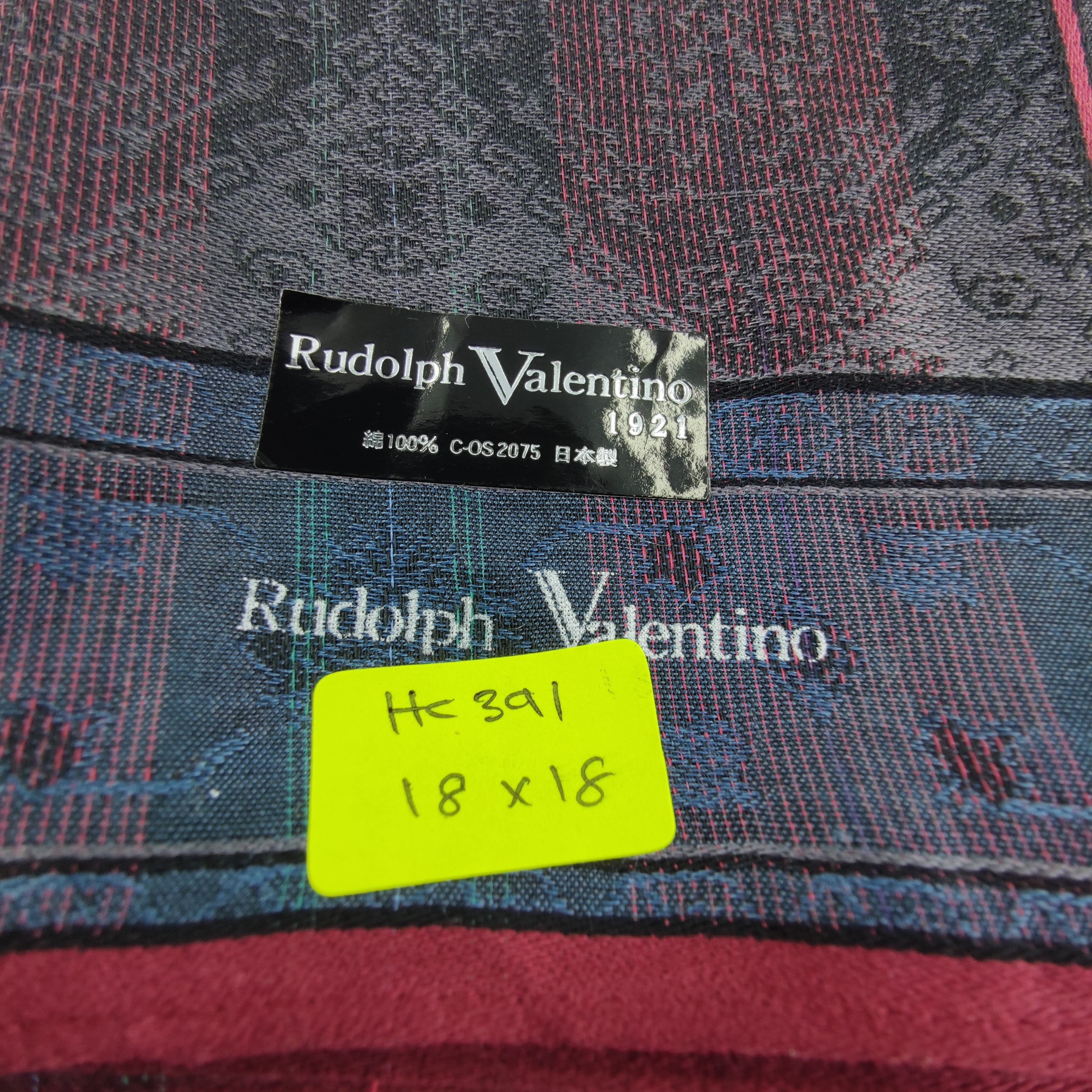Vintage Rudolph Valentino Handkerchief/Neckerchief/Bandana HC391 Size ONE SIZE - 5 Thumbnail