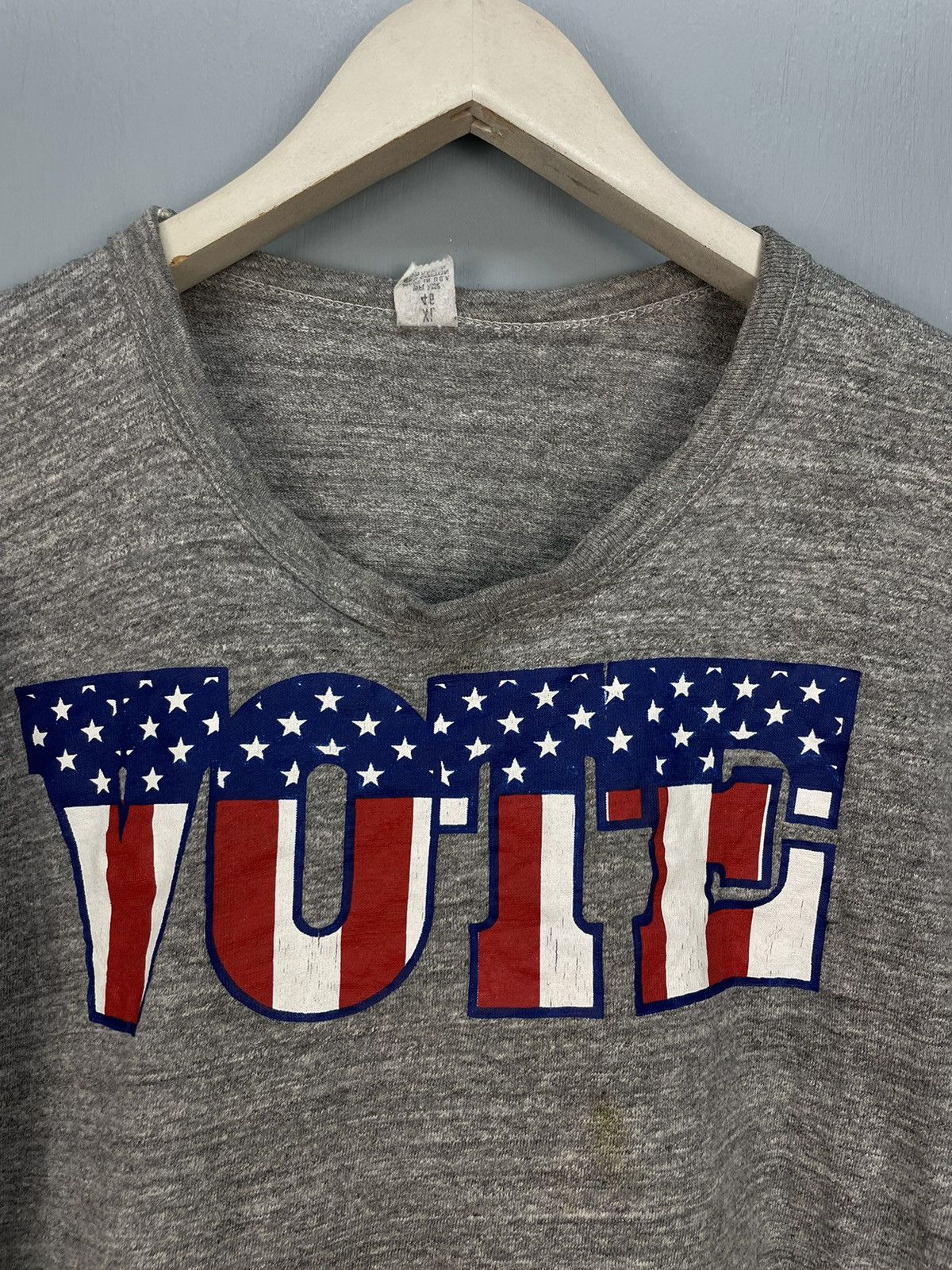 Vintage Vintage 60s “VOTE” rayon blend t shirt L Size US L / EU 52-54 / 3 - 3 Thumbnail