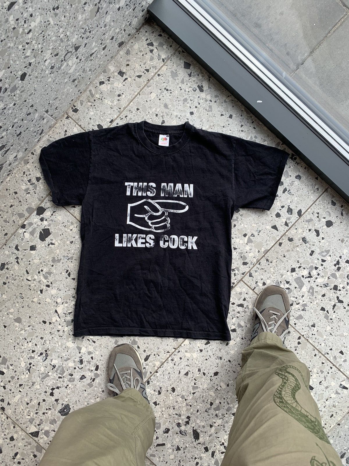 Vintage Vintage Humor “This Man Likes Cook” Funny T-Shirt Size US M / EU 48-50 / 2 - 1 Thumbnail