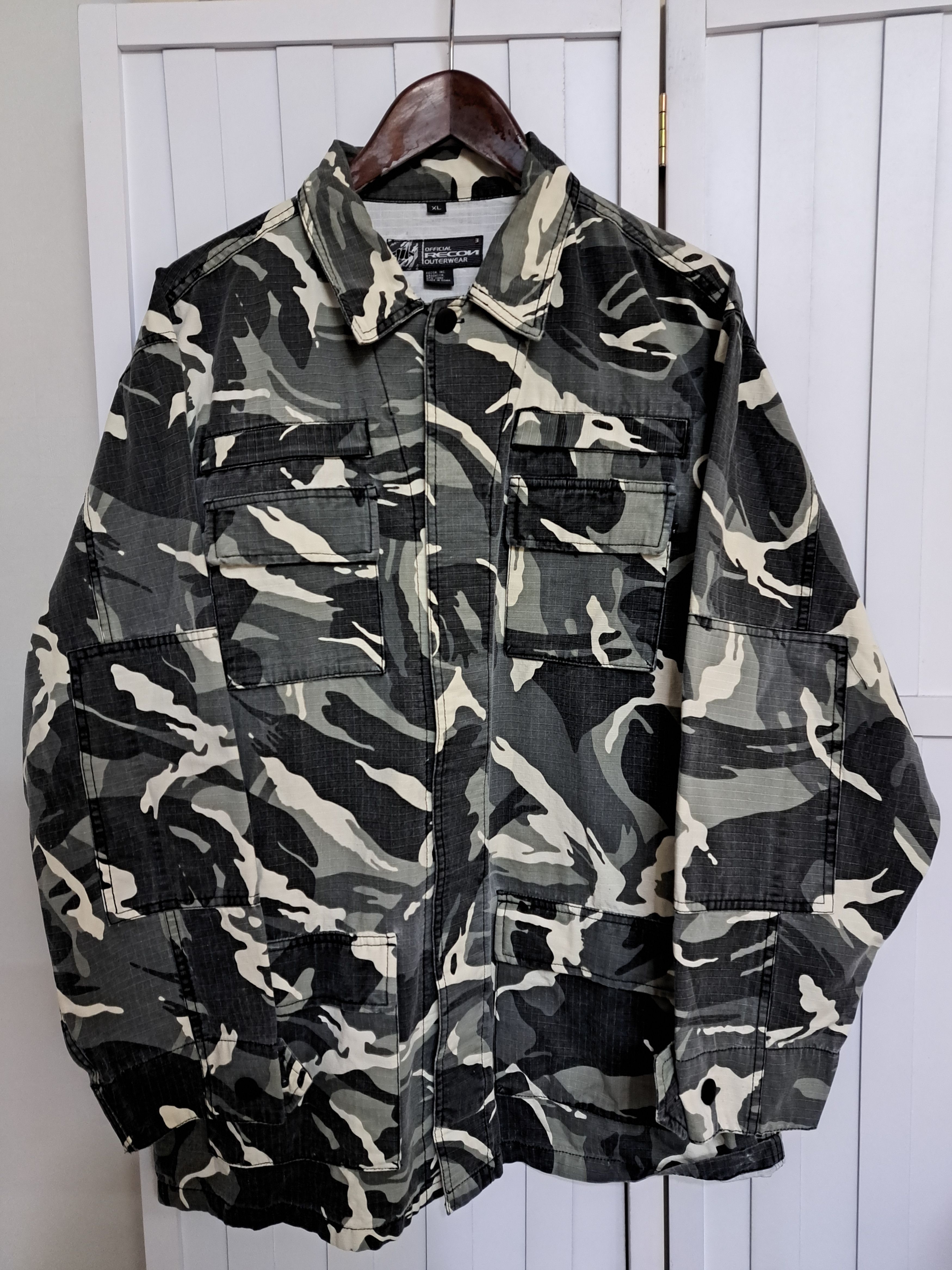 image of Futura x Futura 2000 Recon Outerwear Graffiti Camo Jacket, Men's (Size XL)