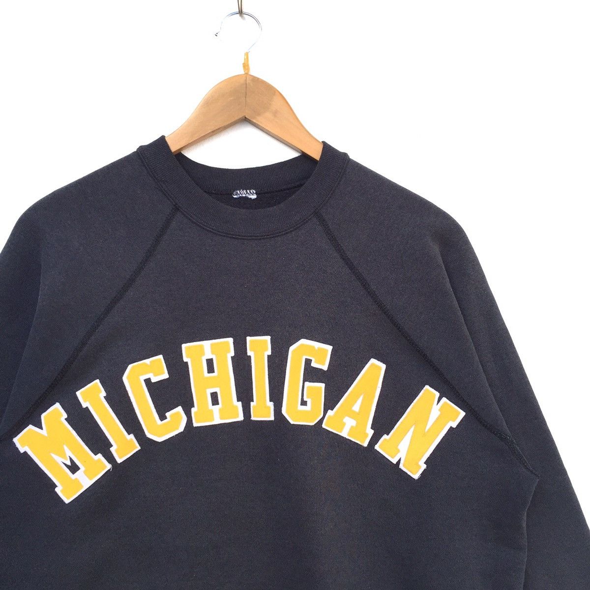 Japanese Brand Vintage 90s Michigan Big Logo Sweatshirt by Discus Athletic Size US M / EU 48-50 / 2 - 2 Thumbnail