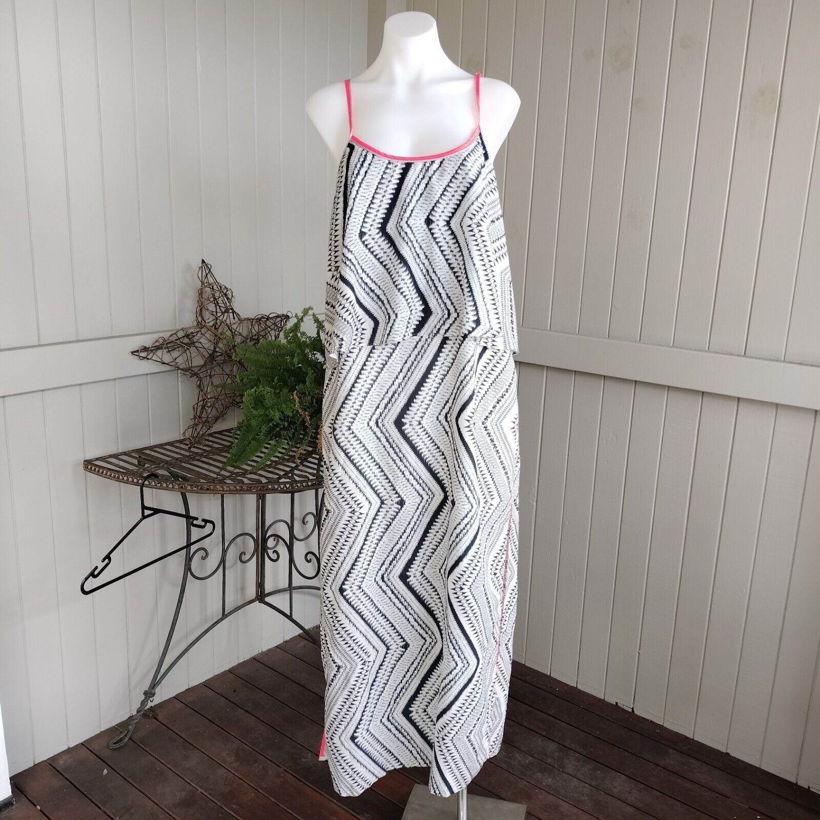 Designer Portmans Dress Maxi Tiered Satin Abstract Chevron Cocktail Size L / US 10 / IT 46 - 3 Thumbnail