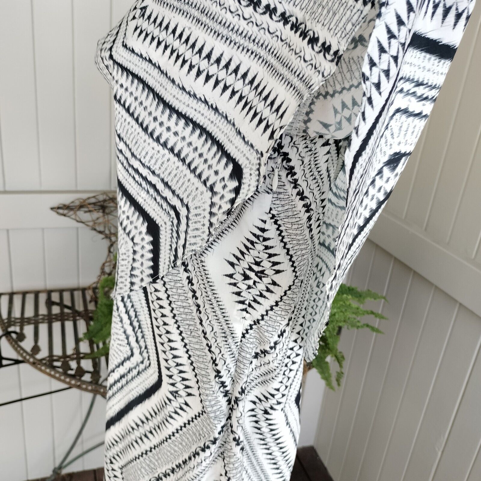 Designer Portmans Dress Maxi Tiered Satin Abstract Chevron Cocktail Size L / US 10 / IT 46 - 8 Thumbnail