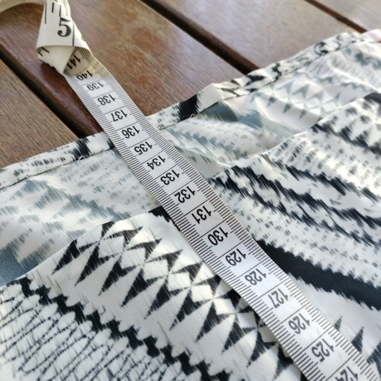 Designer Portmans Dress Maxi Tiered Satin Abstract Chevron Cocktail Size L / US 10 / IT 46 - 13 Thumbnail