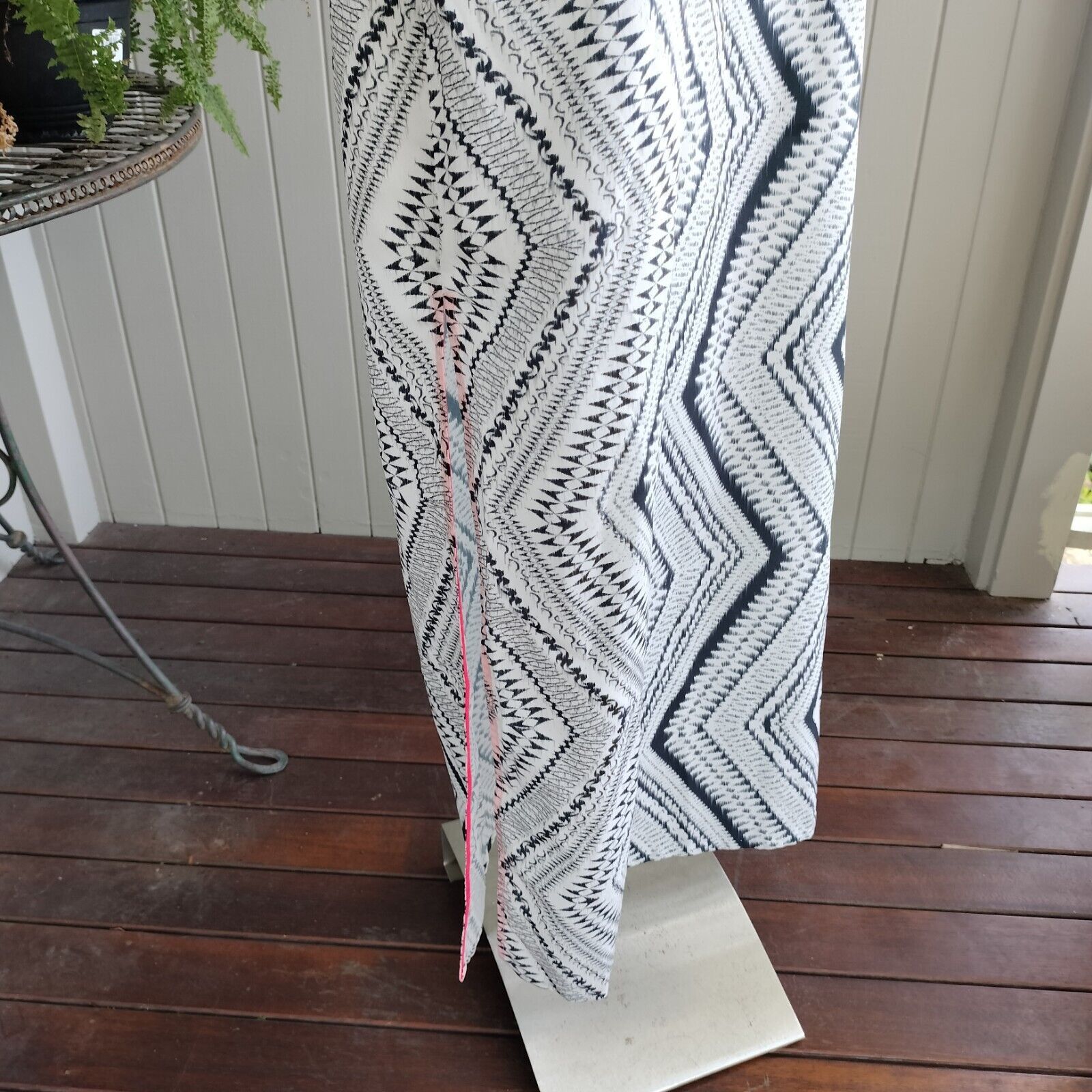 Designer Portmans Dress Maxi Tiered Satin Abstract Chevron Cocktail Size L / US 10 / IT 46 - 7 Thumbnail