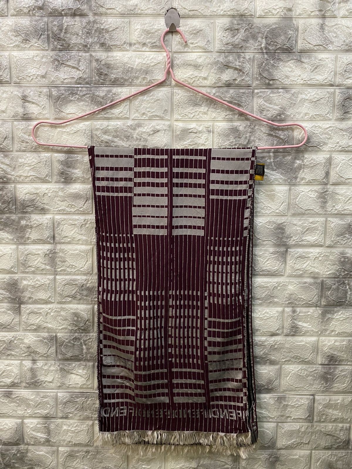Fendi Fendi Silk Scarf Size ONE SIZE - 2 Thumbnail