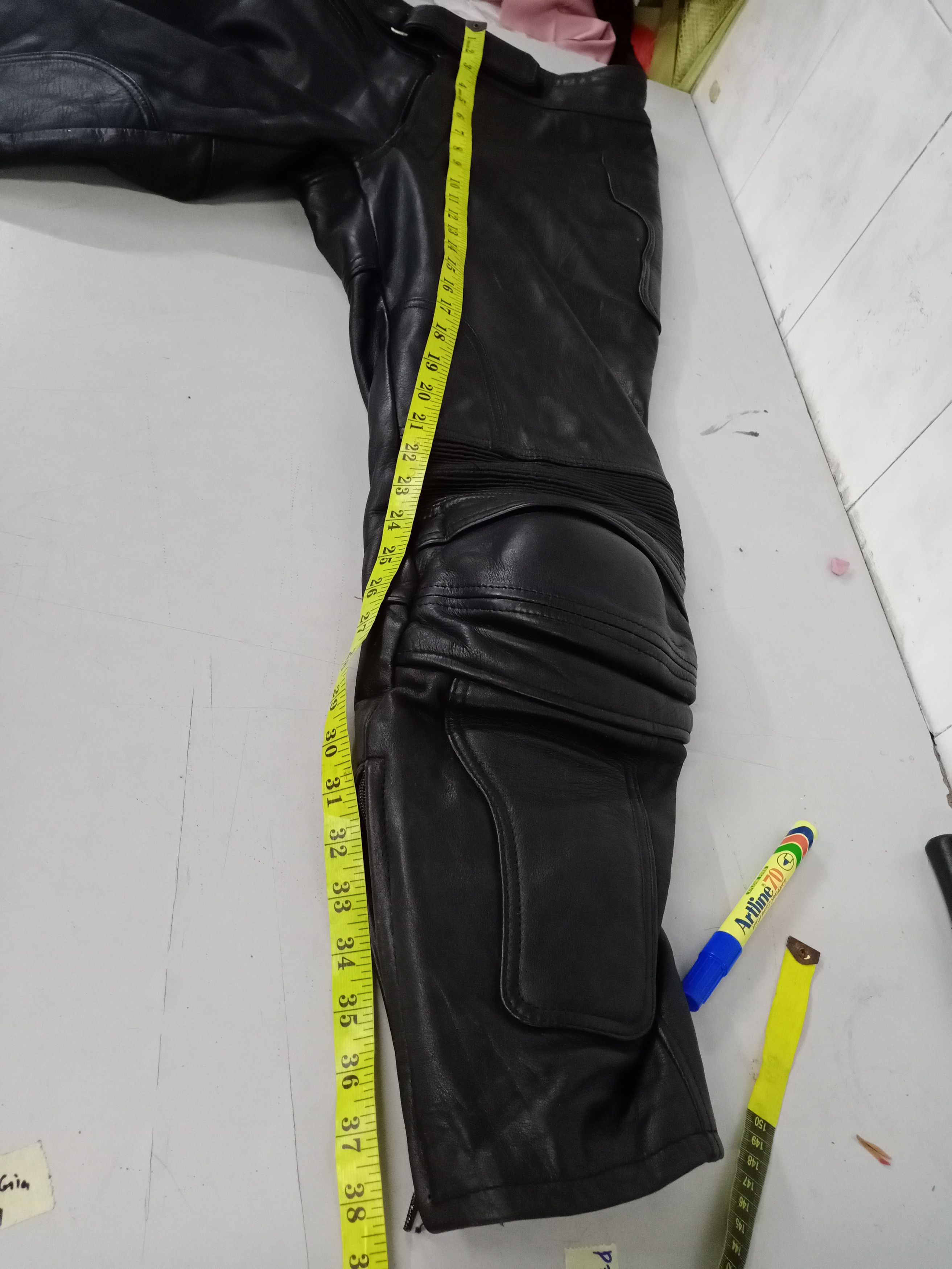 Designer × Leather tobel world fashion for tasty rider(full leather) Size US 34 / EU 50 - 24 Thumbnail