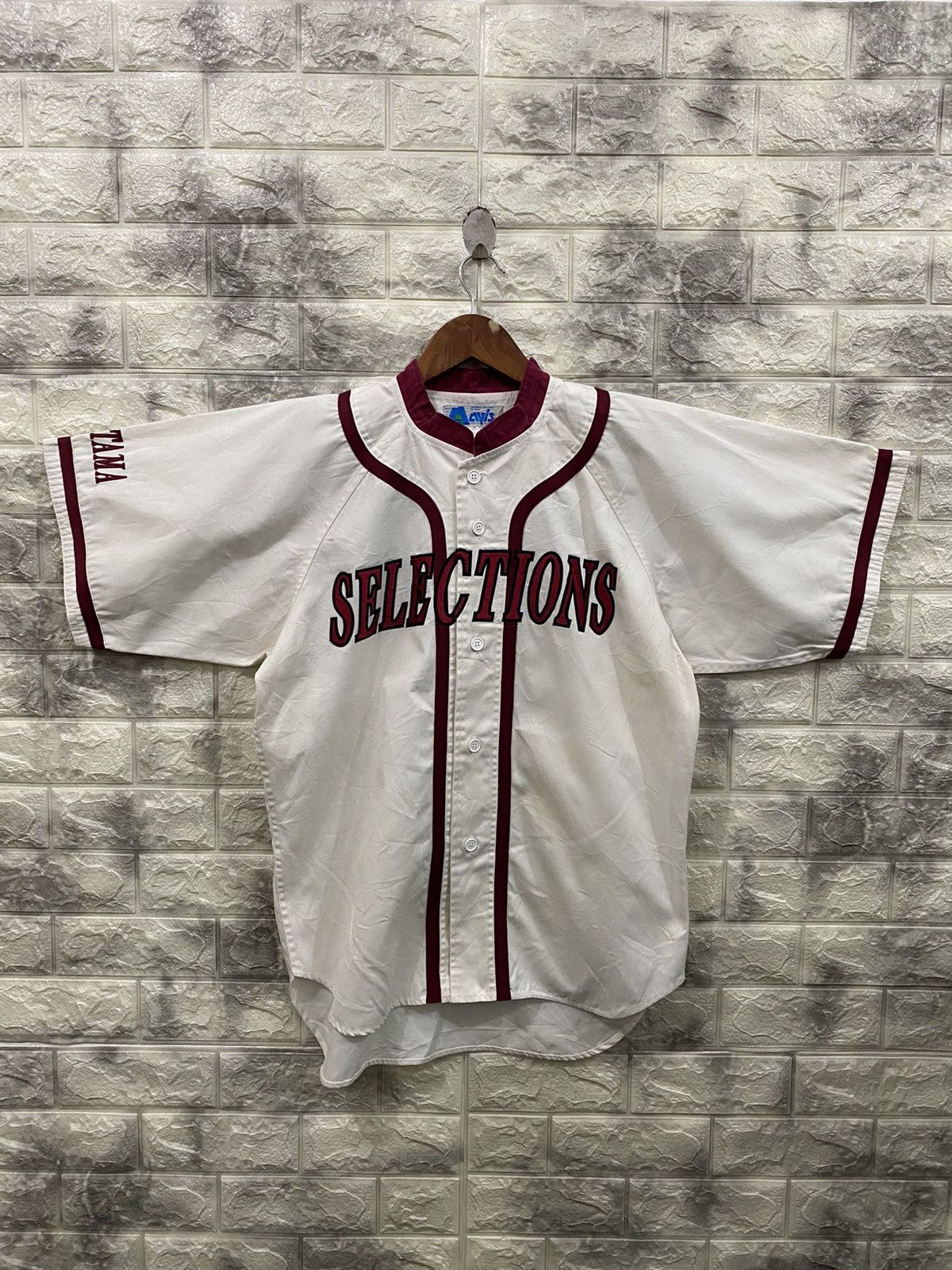 Japanese Brand × Vintage Vintage Selections Embroidered Logo Button shirt Size US L / EU 52-54 / 3 - 1 Thumbnail