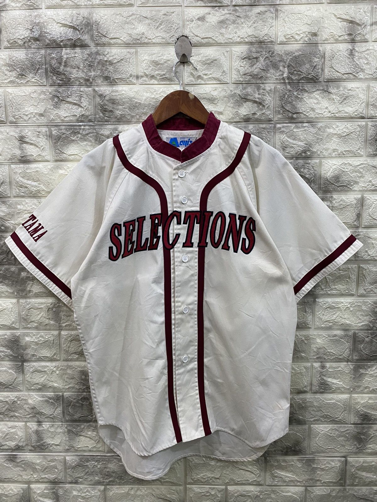 Japanese Brand × Vintage Vintage Selections Embroidered Logo Button shirt Size US L / EU 52-54 / 3 - 7 Thumbnail