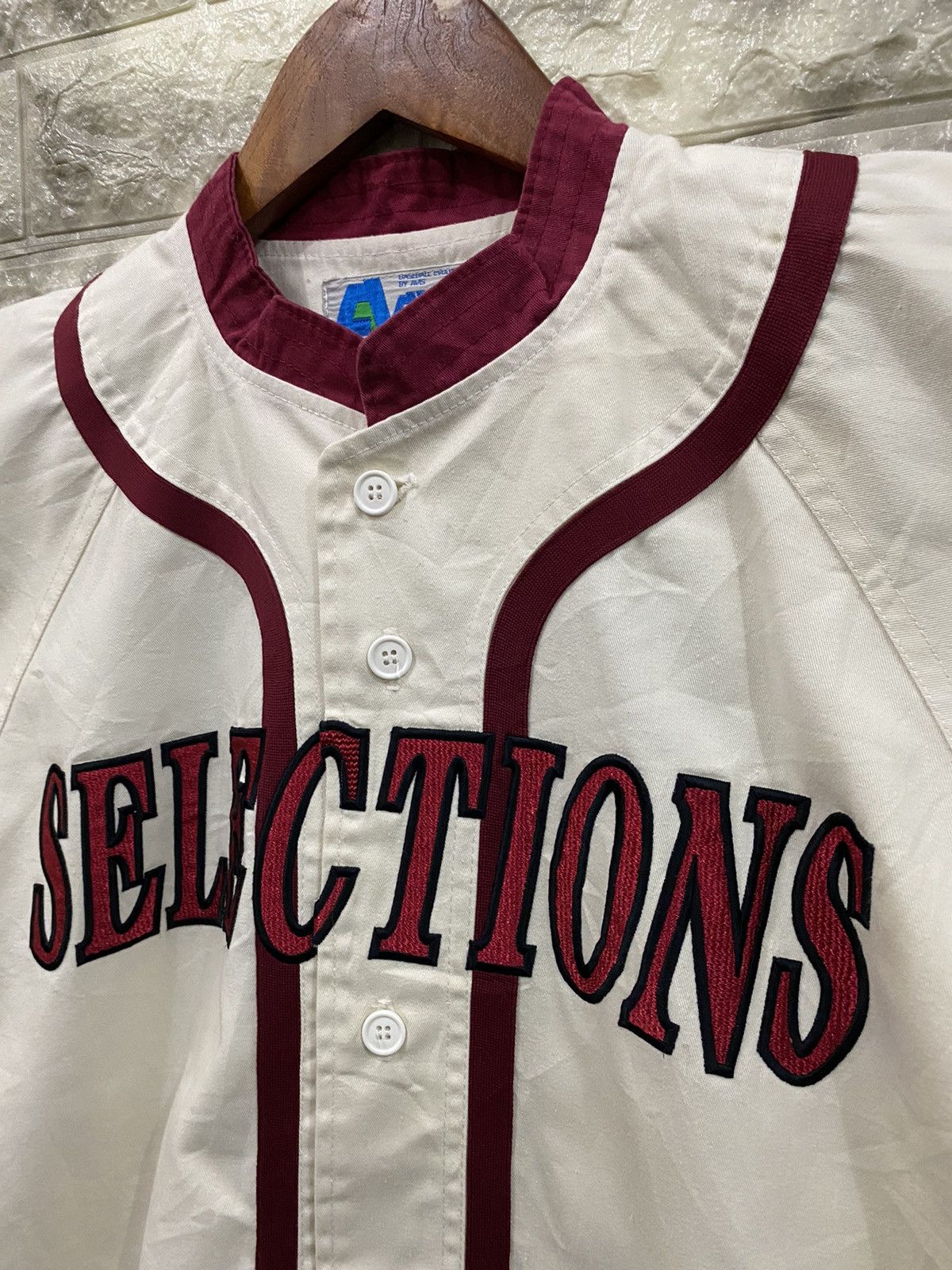Japanese Brand × Vintage Vintage Selections Embroidered Logo Button shirt Size US L / EU 52-54 / 3 - 4 Thumbnail