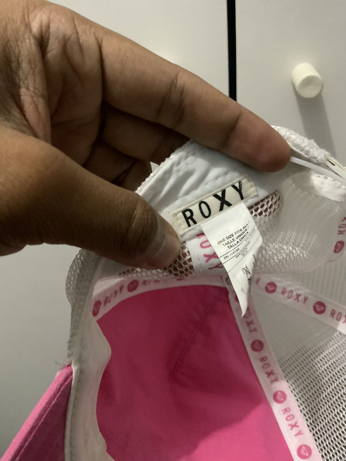Japanese Brand ROXY Surf Faded Pinky Trucker Hat Size ONE SIZE - 13 Thumbnail