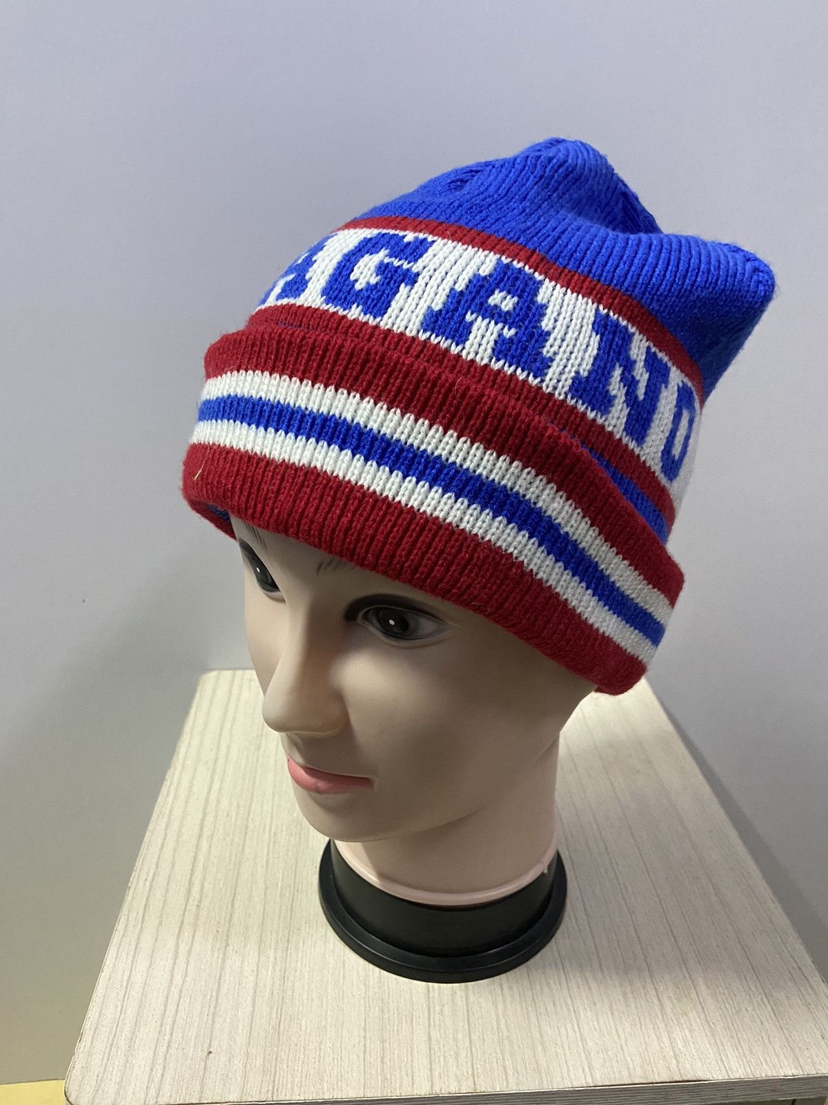 Mizuno VINTAGE MIZUNO NAGANO 1998 SPELLOUT BEANIES Size ONE SIZE - 1 Thumbnail