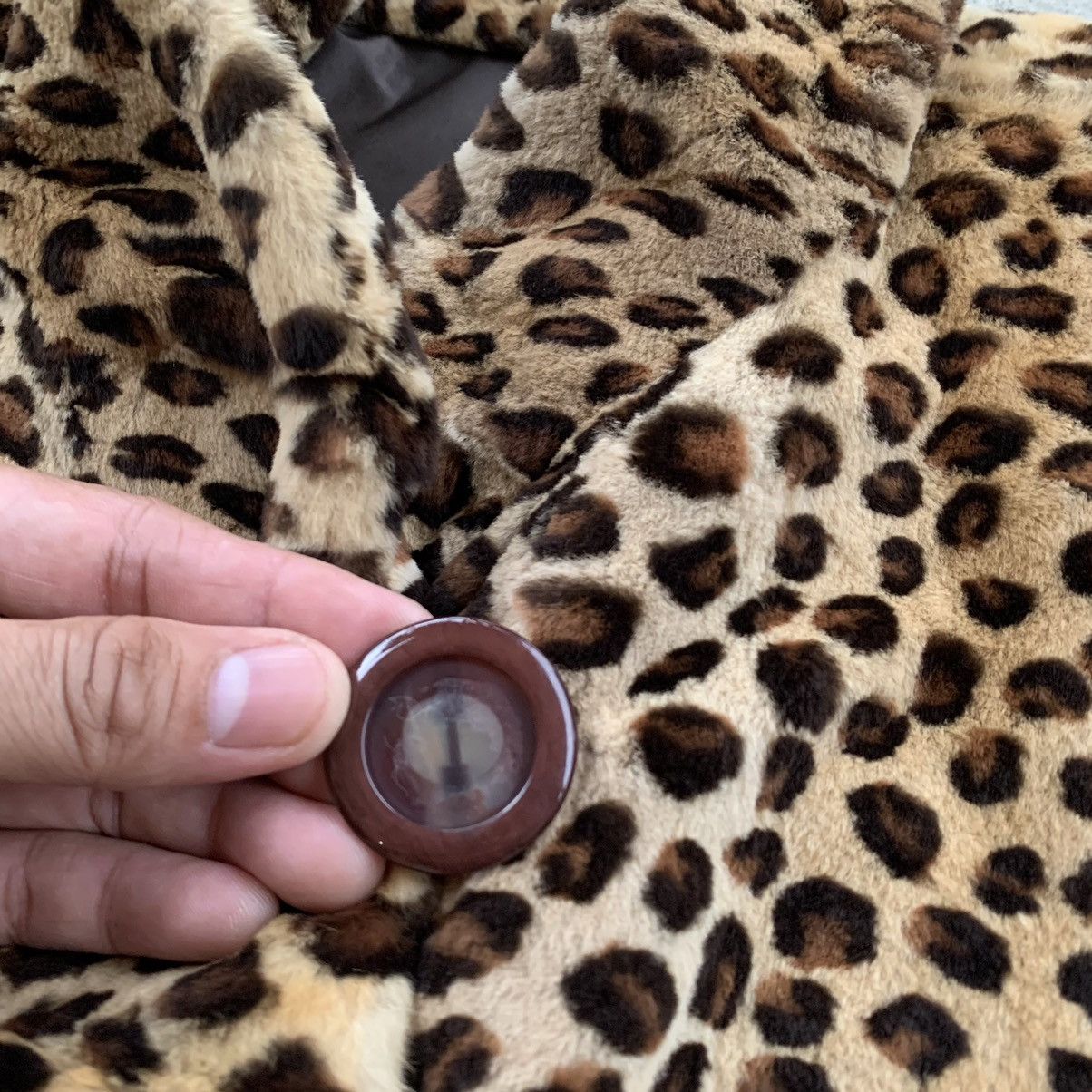 Japanese Brand Cheetah leopard faux fur long coat Size L / US 10 / IT 46 - 11 Thumbnail