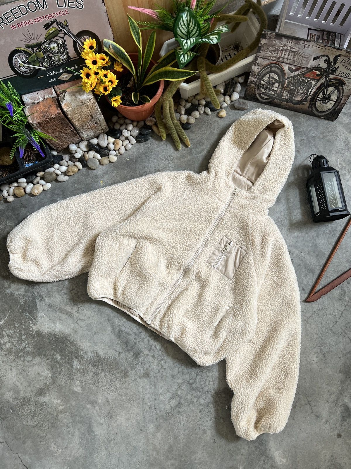 Vintage 🖤 Sherpa Beigge Quilted Jacket With Hoodie