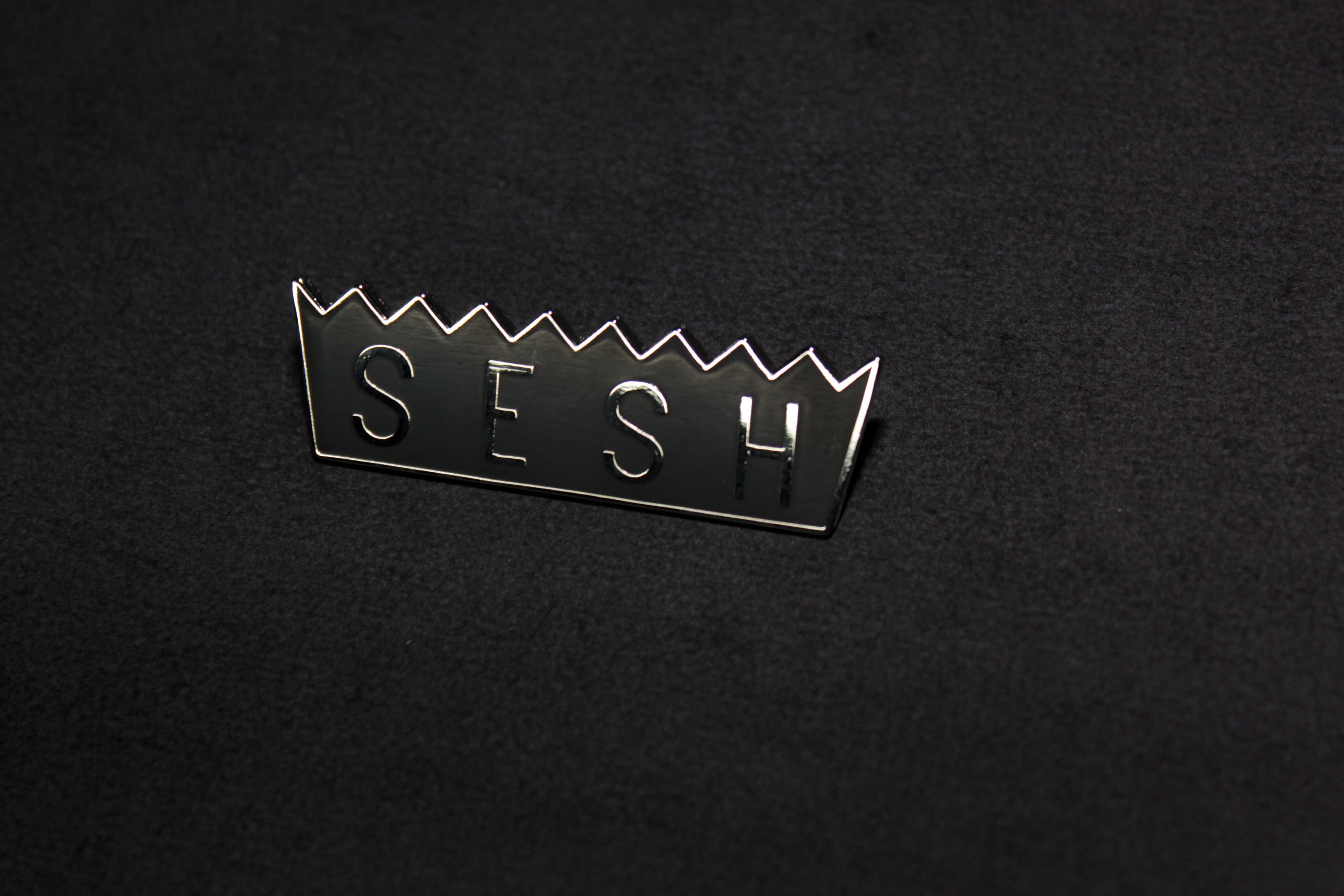 Bones × TeamSESH TeamSESH Crown Logo Lapel Pin Size ONE SIZE - 4 Thumbnail