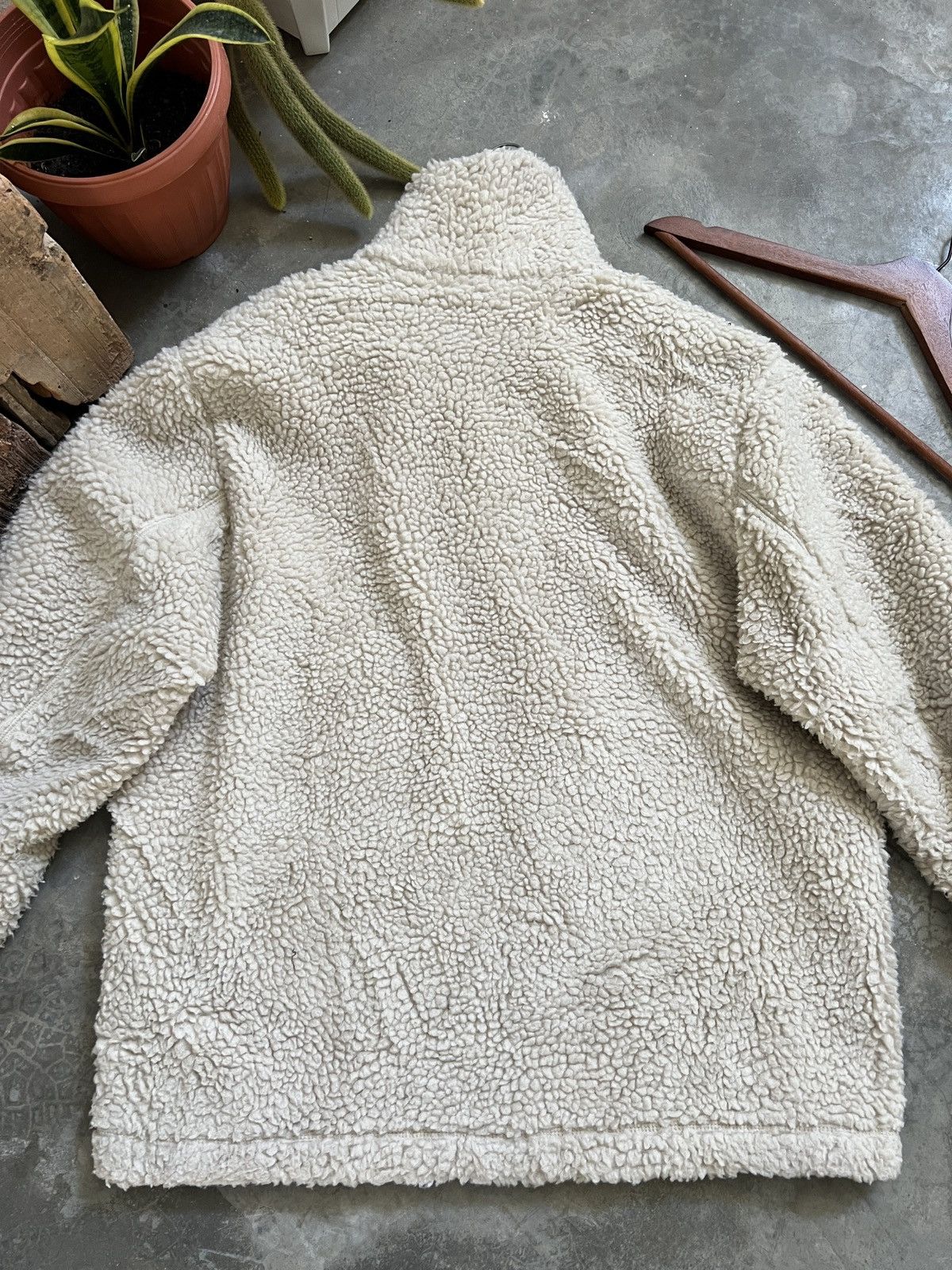 Japanese Brand × Lemaire × Uniqlo STEALS 🏴‍☠️🖤 Uniqlo UUUU DeeP Pile Sherpa Jacket Size US XL / EU 56 / 4 - 6 Thumbnail