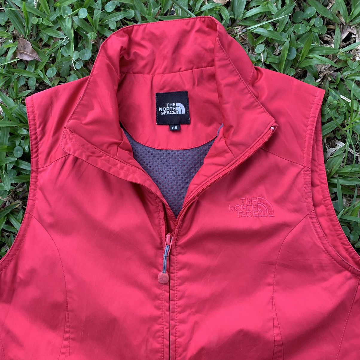 The North Face The North Face tank tops sleeveless jacket Size S / US 4 / IT 40 - 15 Thumbnail