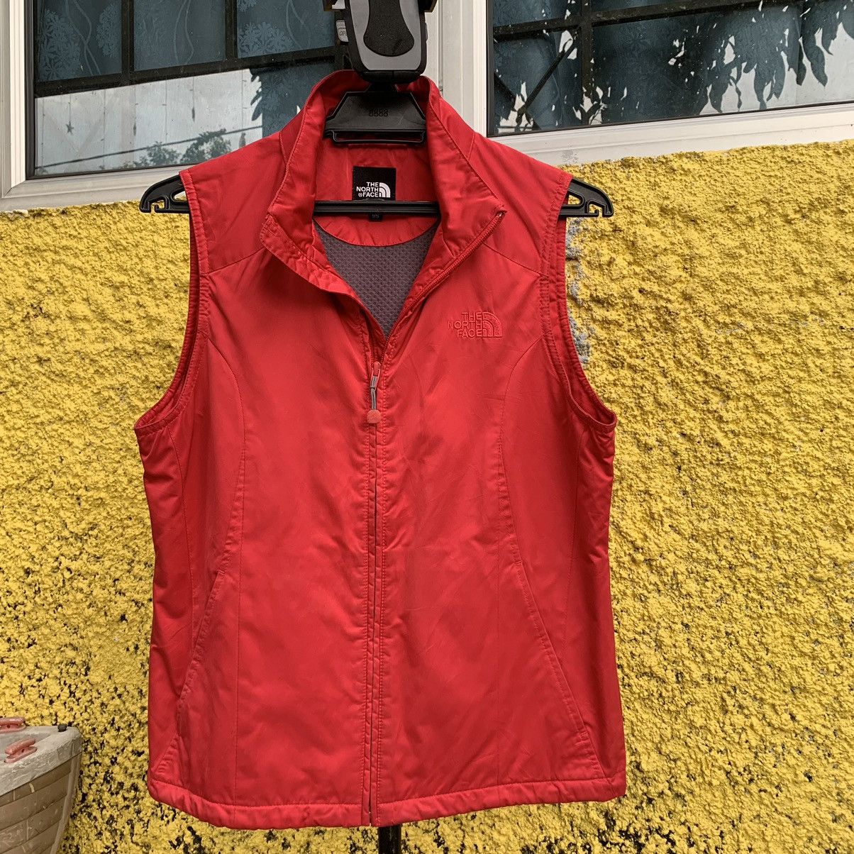 The North Face The North Face tank tops sleeveless jacket Size S / US 4 / IT 40 - 6 Thumbnail