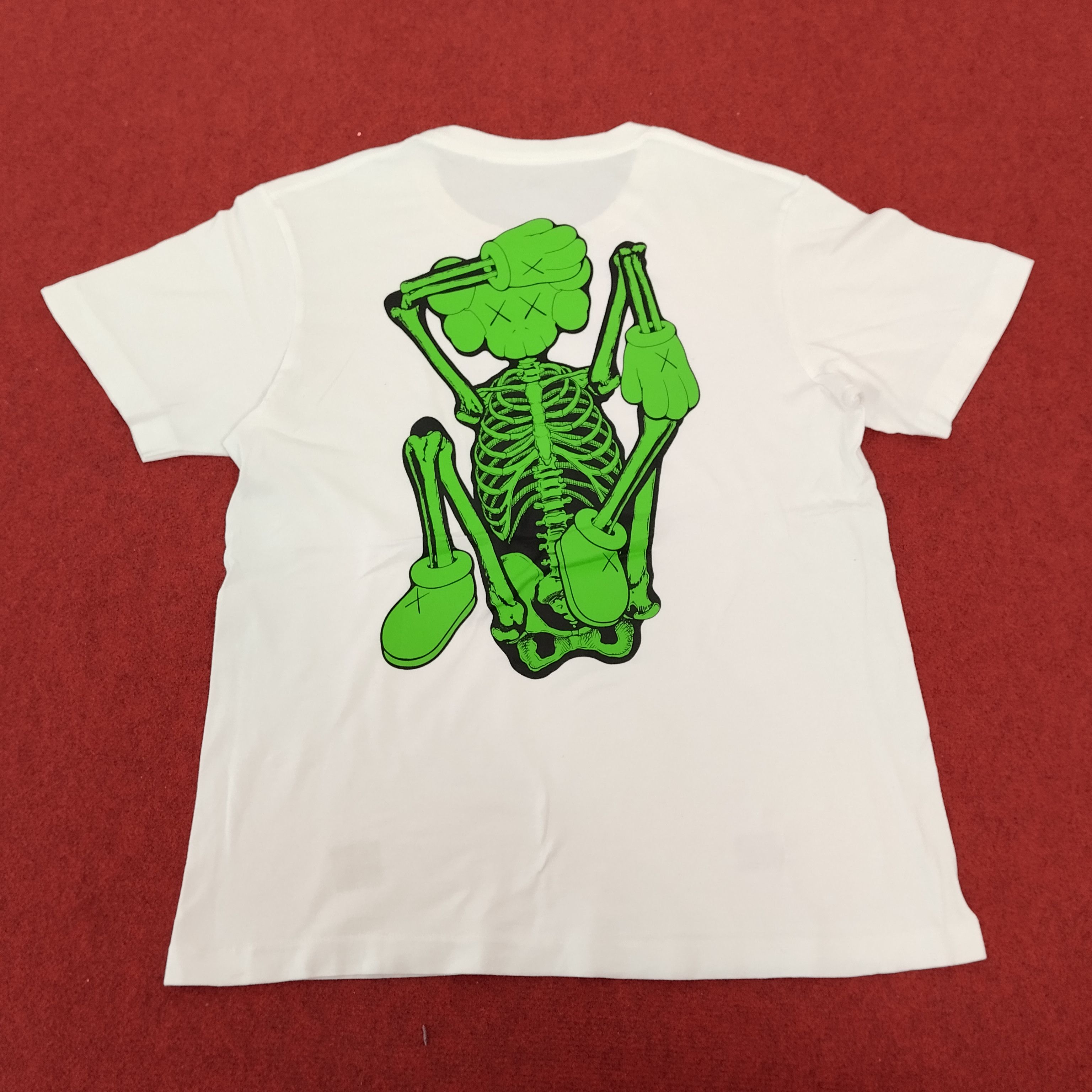 UNIQLO x KAWS Japanese Brand Streetwear Style Tshirt