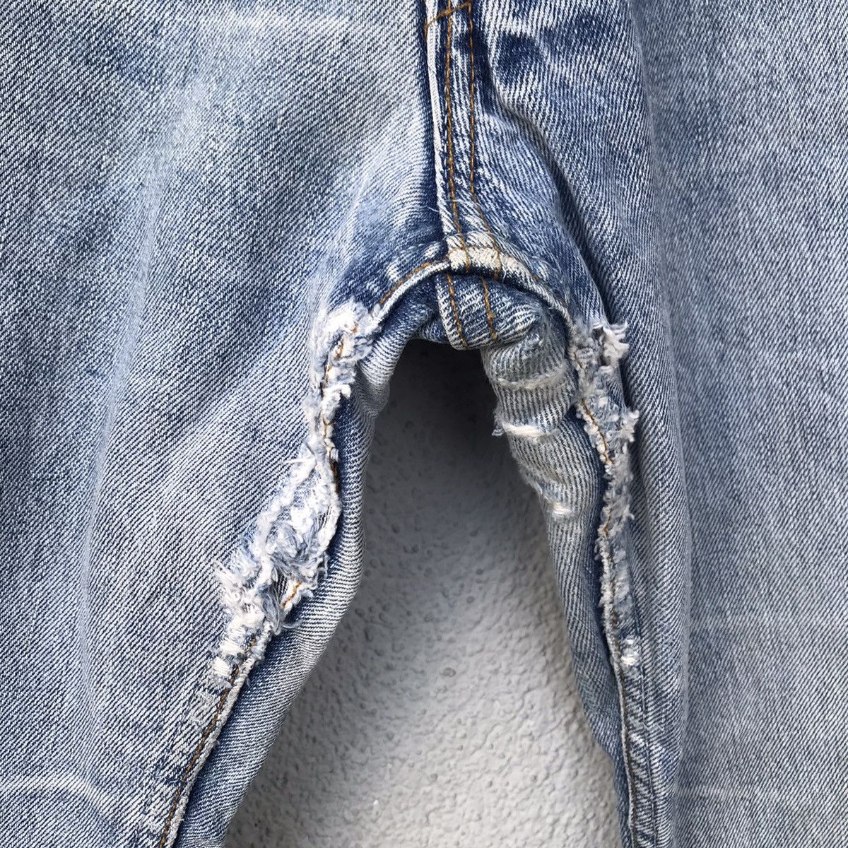 Levi's Vintage Levis 517 Denim Blue Wash Distressed Jeans Pants Size US 30 / EU 46 - 6 Thumbnail