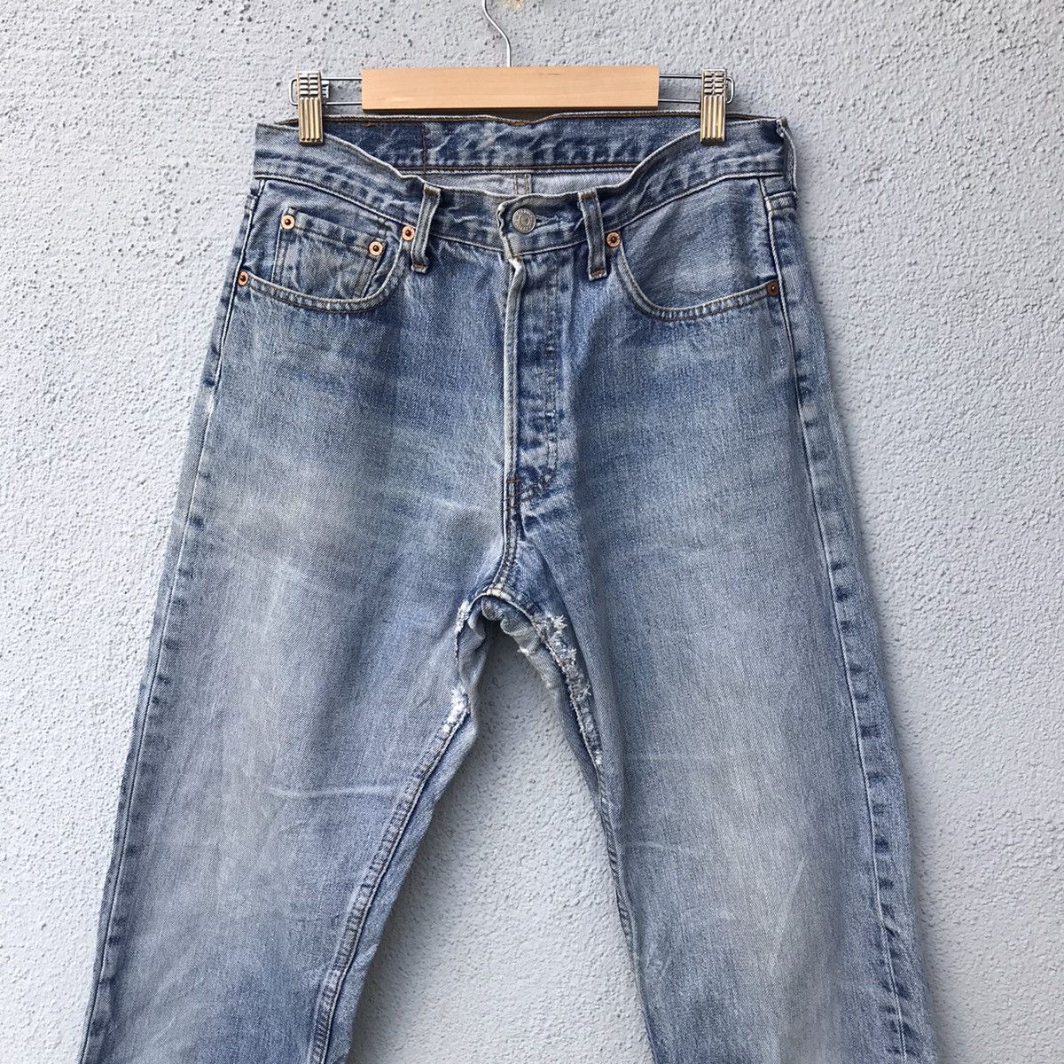Levi's Vintage Levis 517 Denim Blue Wash Distressed Jeans Pants Size US 30 / EU 46 - 2 Thumbnail