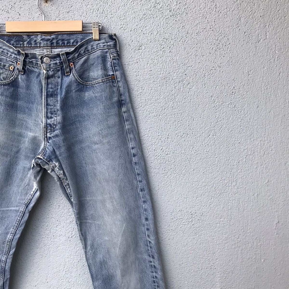 Levi's Vintage Levis 517 Denim Blue Wash Distressed Jeans Pants Size US 30 / EU 46 - 5 Thumbnail