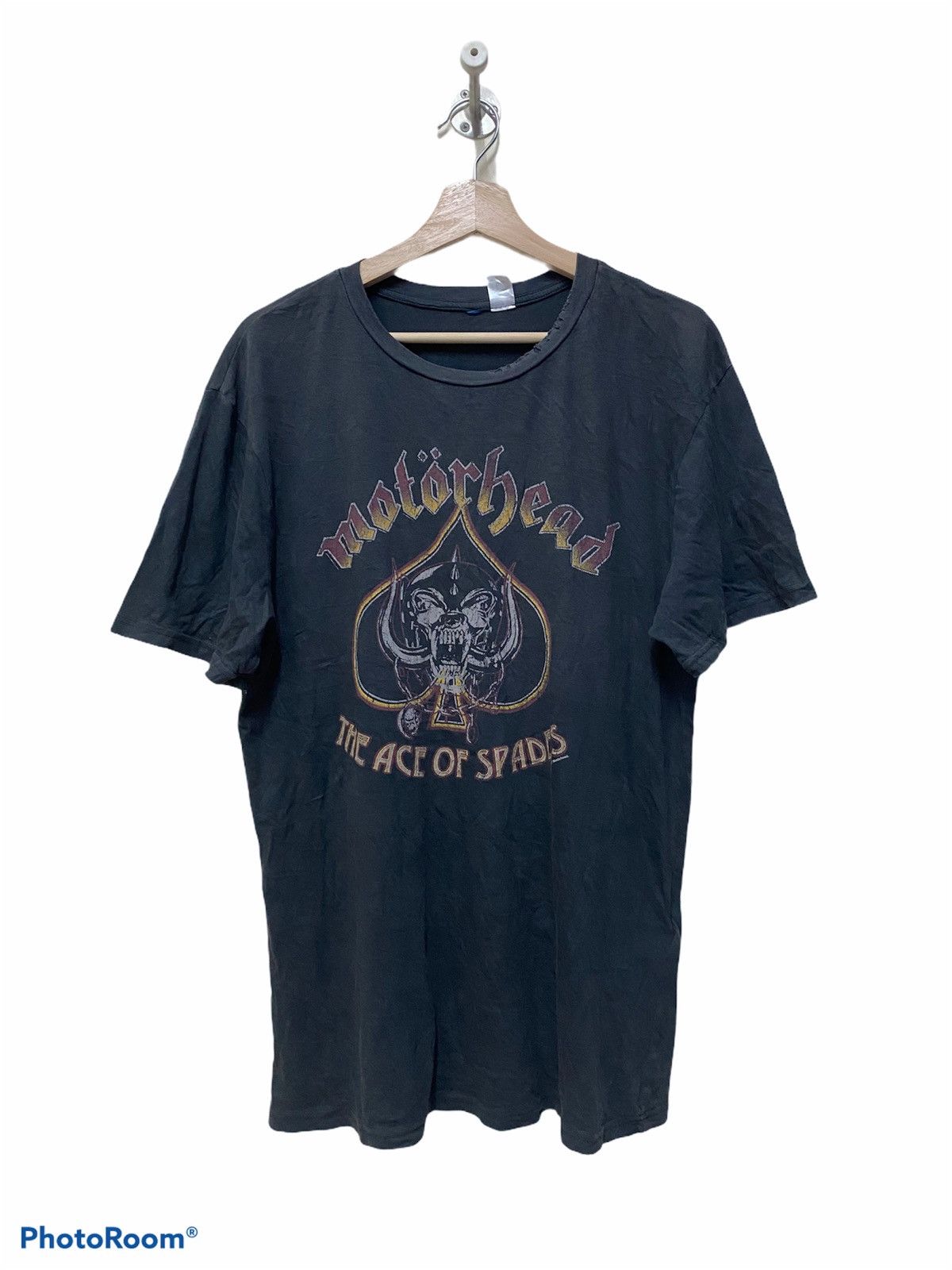 Band Tees THE ACE OF SPADES BY MOTORHEAD 2017 x DISTRESSED Size US M / EU 48-50 / 2 - 1 Thumbnail