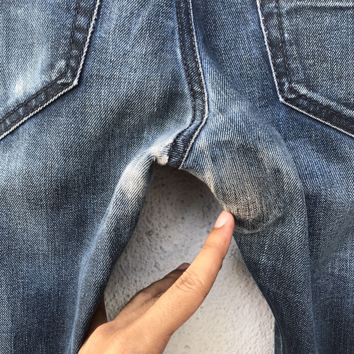 Diesel Vintage Diesel Denim Slim Carrot Jeans Size US 33 - 16 Thumbnail