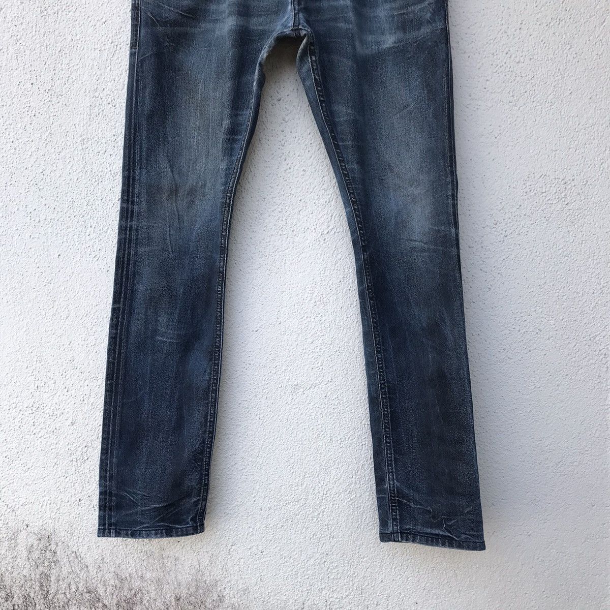 Diesel Vintage Diesel Denim Slim Carrot Jeans Size US 33 - 3 Thumbnail