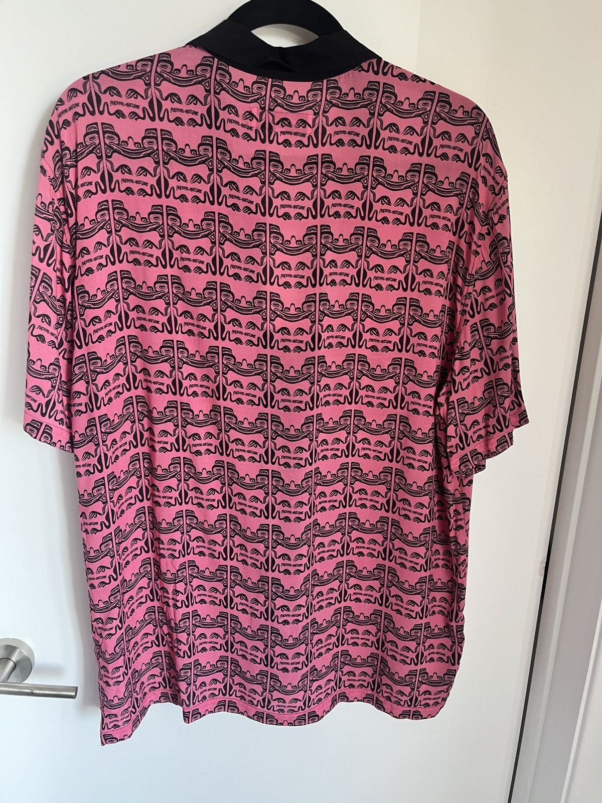 Fucking Awesome Fucking Awesome Pink Black Short Sleeve TIki Print Shirt L Size US L / EU 52-54 / 3 - 2 Thumbnail
