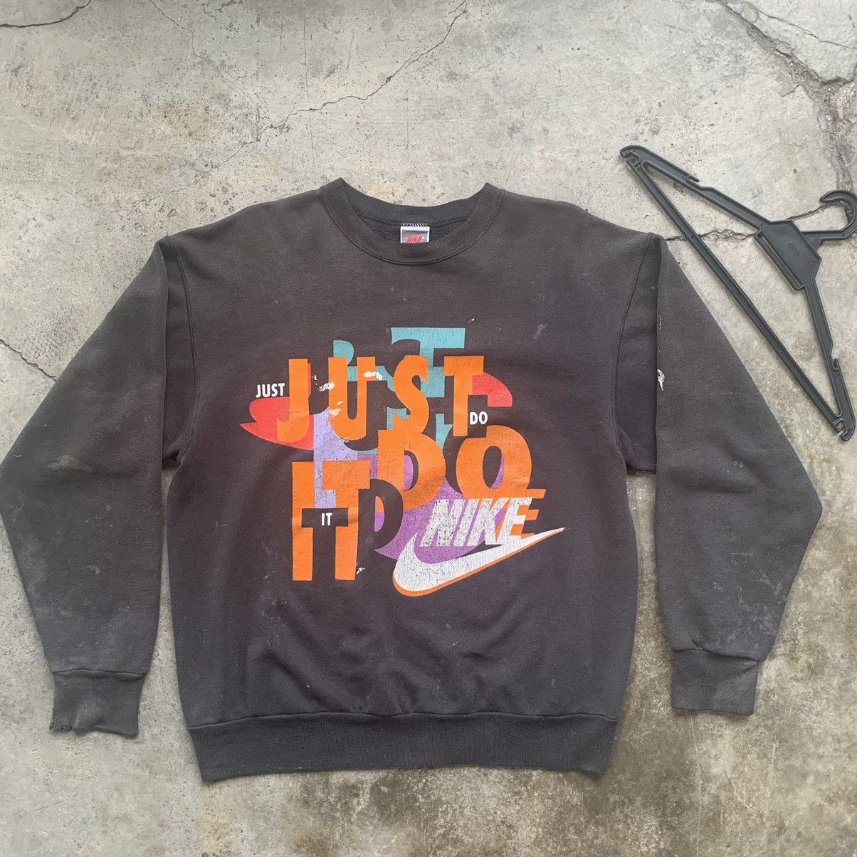 Nike Nike sweatshirt vintage 90s sunfaded minor distressed Size US M / EU 48-50 / 2 - 19 Thumbnail