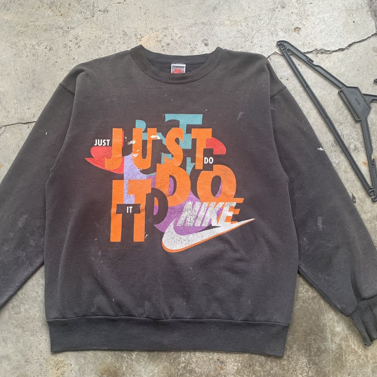 Nike Nike sweatshirt vintage 90s sunfaded minor distressed Size US M / EU 48-50 / 2 - 18 Thumbnail